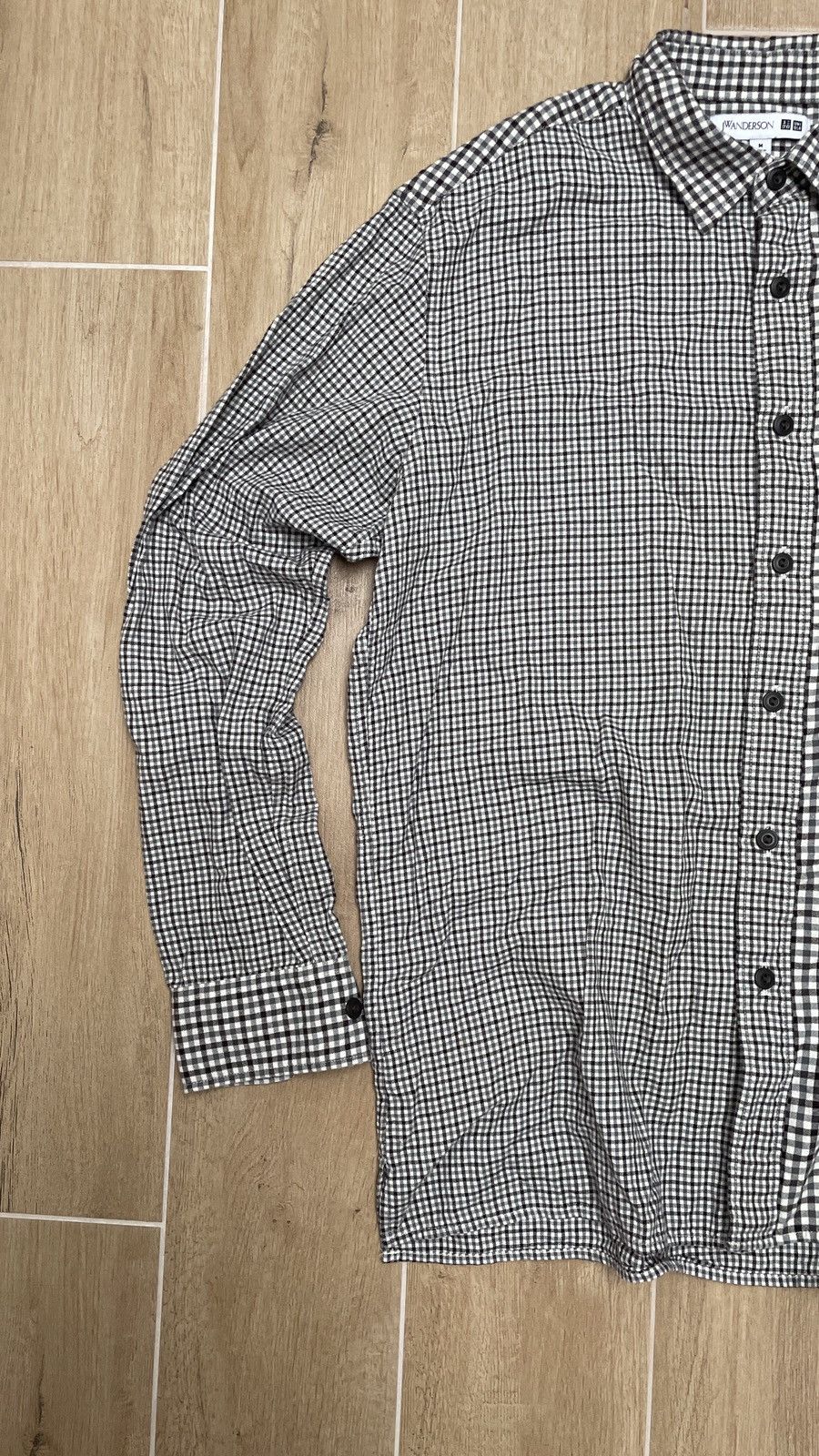 Uniqlo Vintage JW Anderson x Uniqlo Two Tone Shirt Size US M / EU 48-50 / 2 - 4 Thumbnail