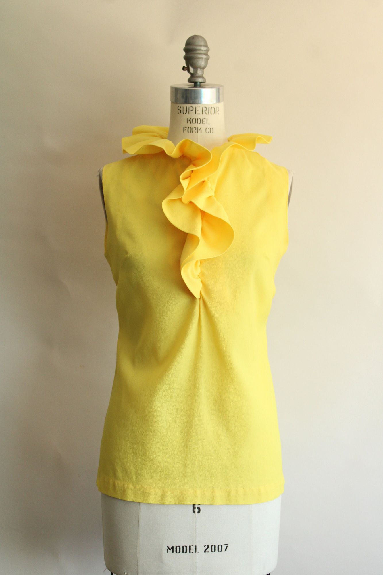 Vintage Vintage 1960s Blouse, Teddi of California Yellow Ruffle Coll Size M / US 6-8 / IT 42-44 - 2 Thumbnail