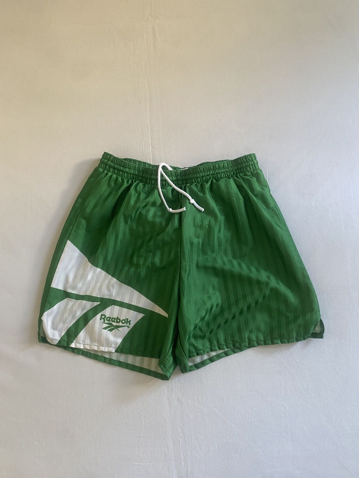 Reebok × Vintage 90's Vintage Reebok Football Shorts Blokecore Streetwear Size US 29 - 1 Thumbnail