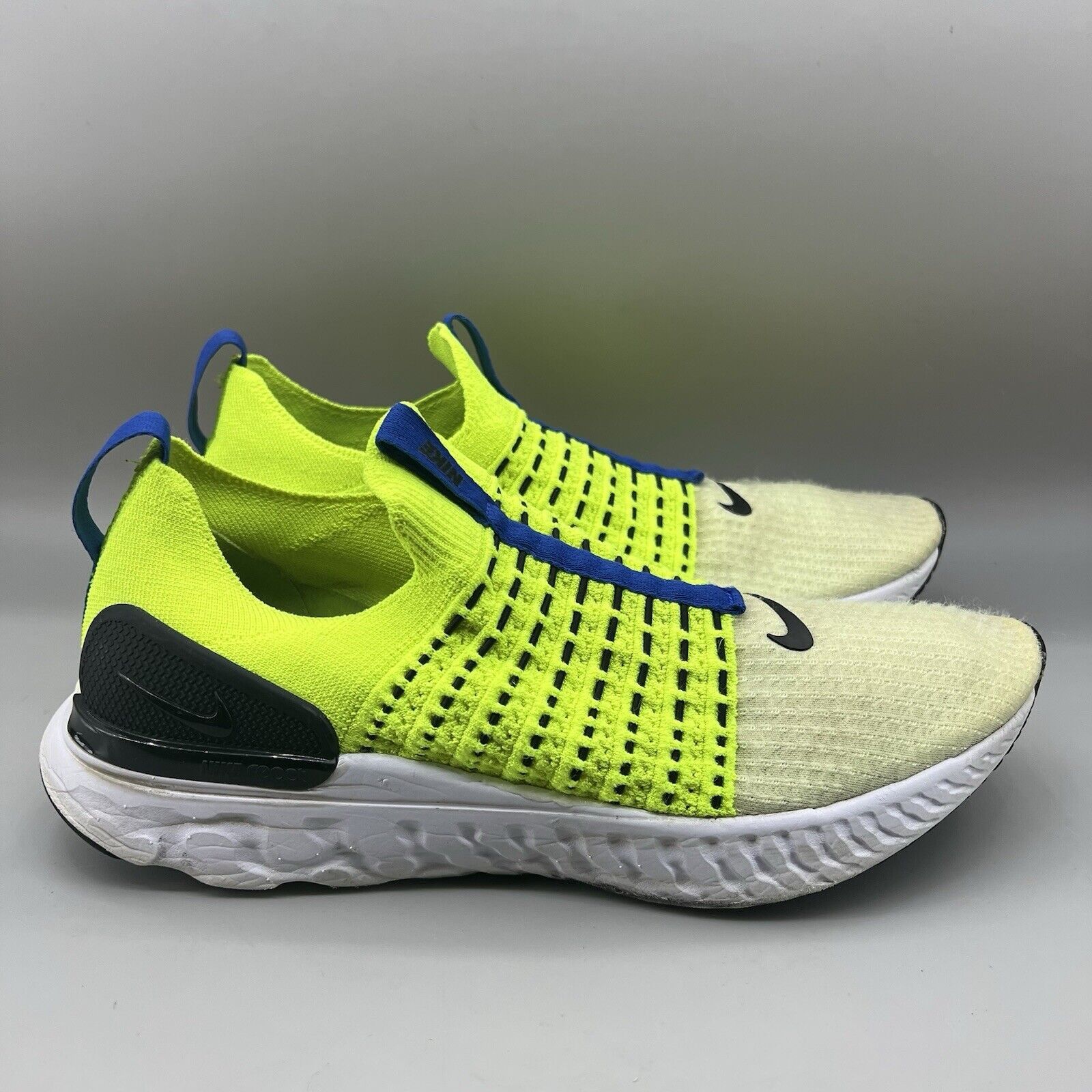 Nike Nike Phantom Run Flyknit Sneakers Men Size 10.5 Green Blue Size US 10.5 / EU 43-44 - 1 Thumbnail