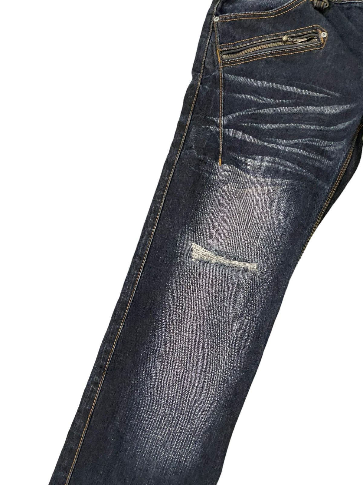Japanese Brand Slim Jeans Nicole Club Distress Faded Low Rise Denim 7🟦5 Size US 32 / EU 48 - 6 Thumbnail