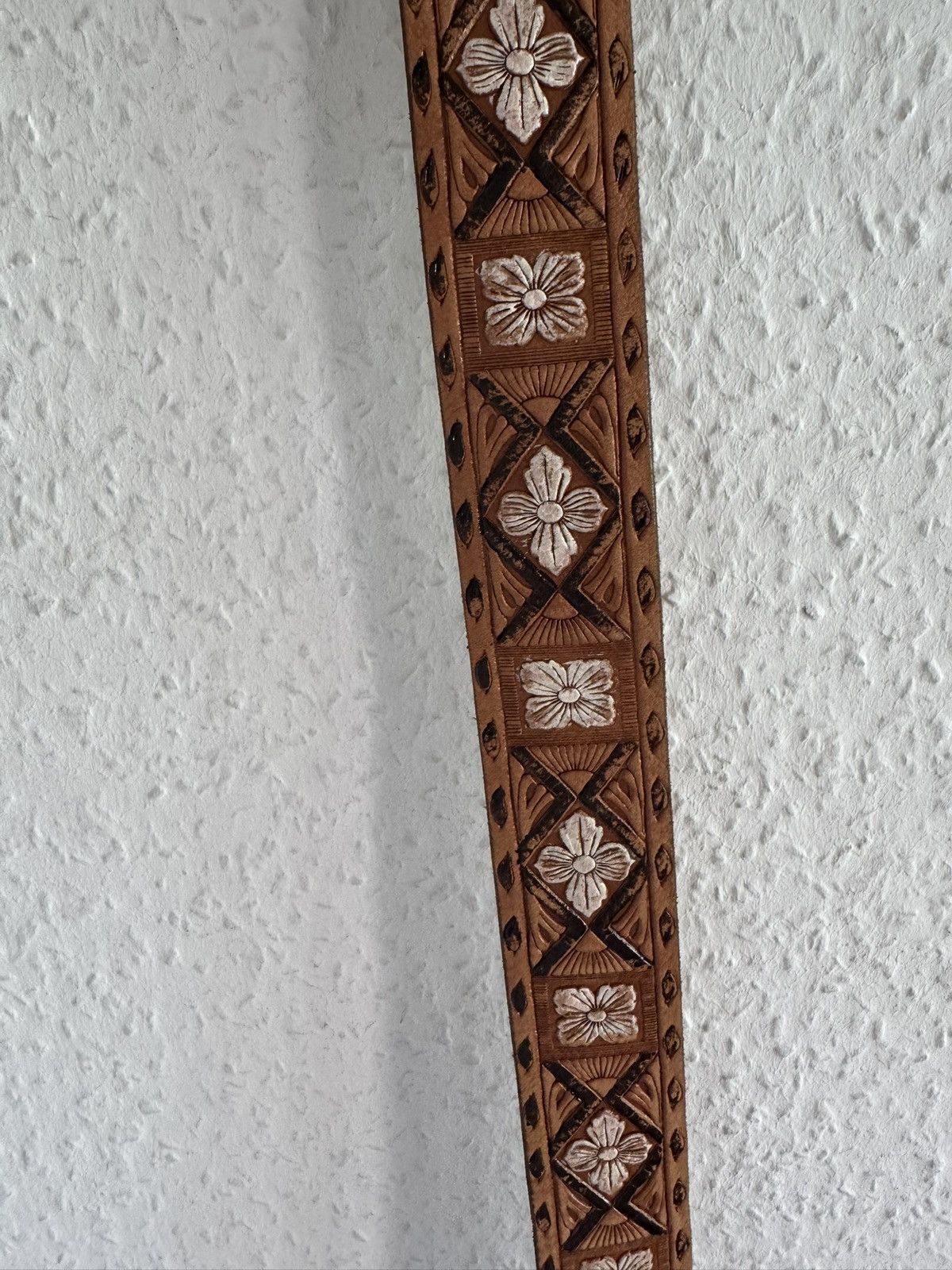 Dsquared2 Tooled Floral Leather Belt Size 28 - 7 Thumbnail