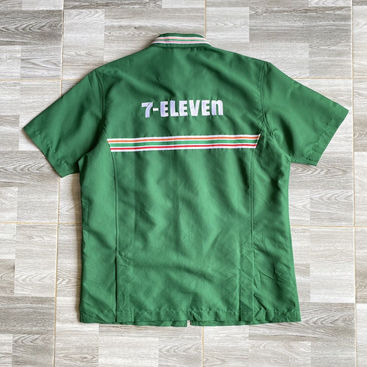 Japanese Brand × Vintage VTG 7-ELEVEN Uniform Shirt/Jacket Zip Up Size US L / EU 52-54 / 3 - 2 Thumbnail