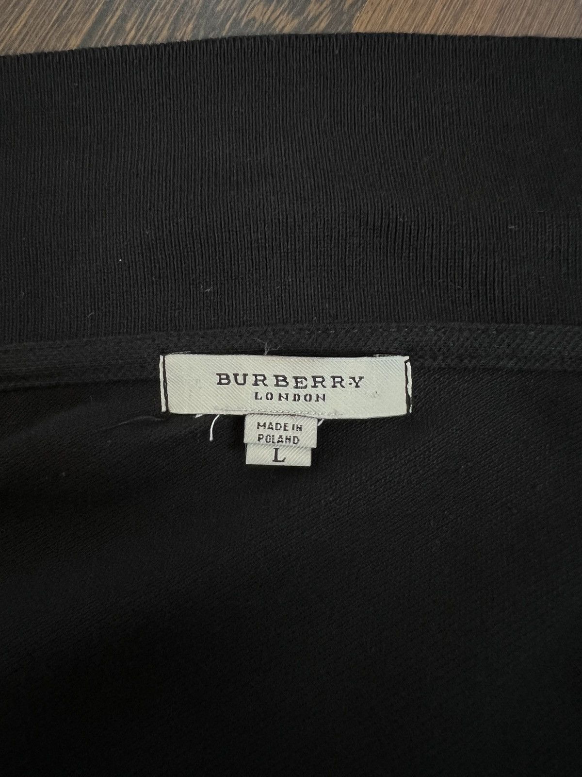 Burberry Burberry London Long Sleeve T-Shirt Black Size L Size L / US 10 / IT 46 - 14 Thumbnail