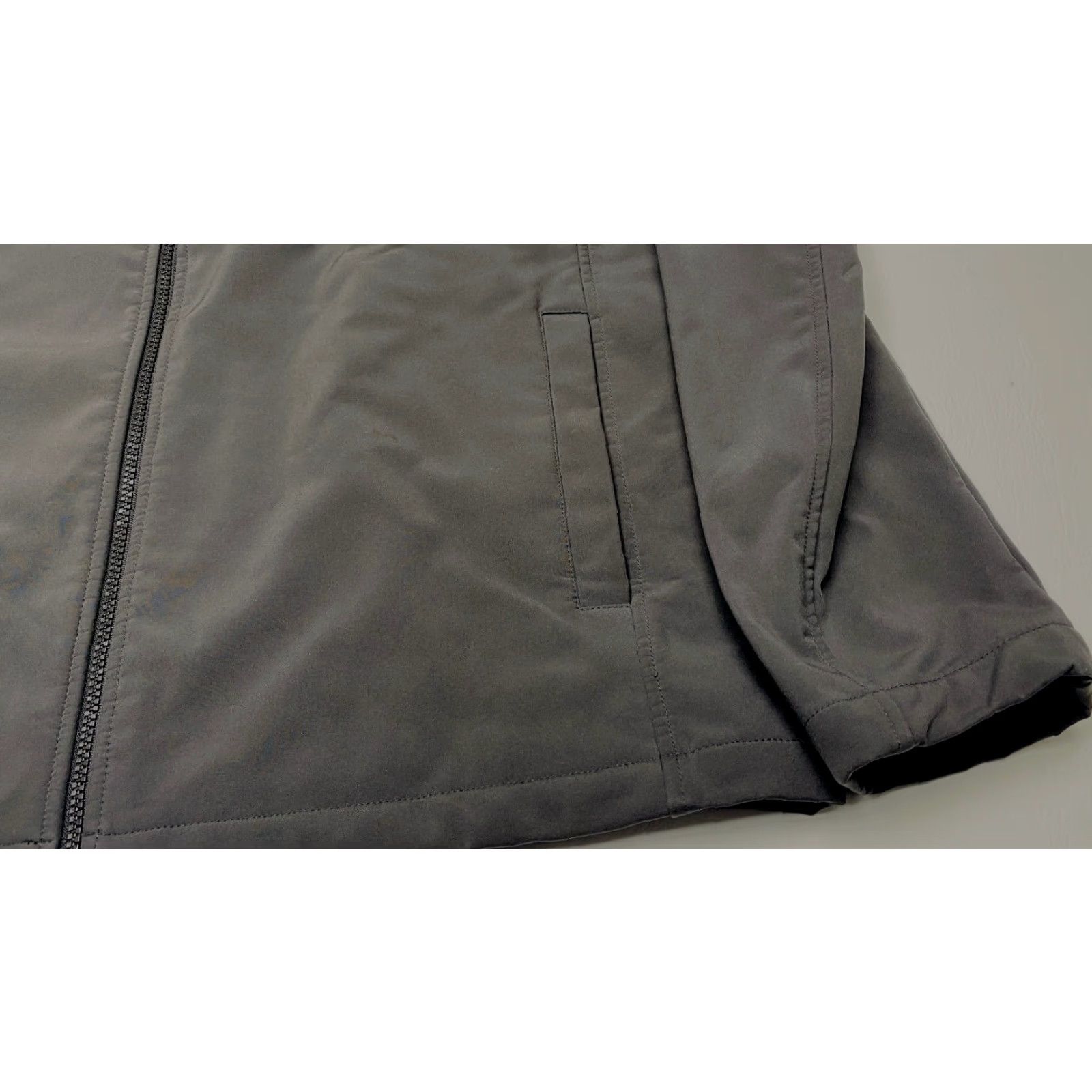 Calvin Klein Calvin Klein Men’s Jacket XL Black Softshell Water Resistant 4-Way Stretch 7719 Size US XL / EU 56 / 4 - 4 Thumbnail