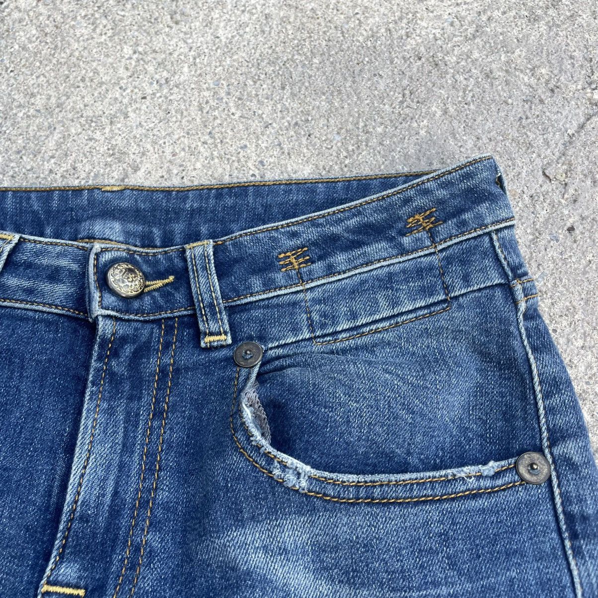R13 Authentic R13 Boy Straight Size 26 Baylis W Rips Denim Jeans Size 26" / US 2 / IT 38 - 5 Thumbnail
