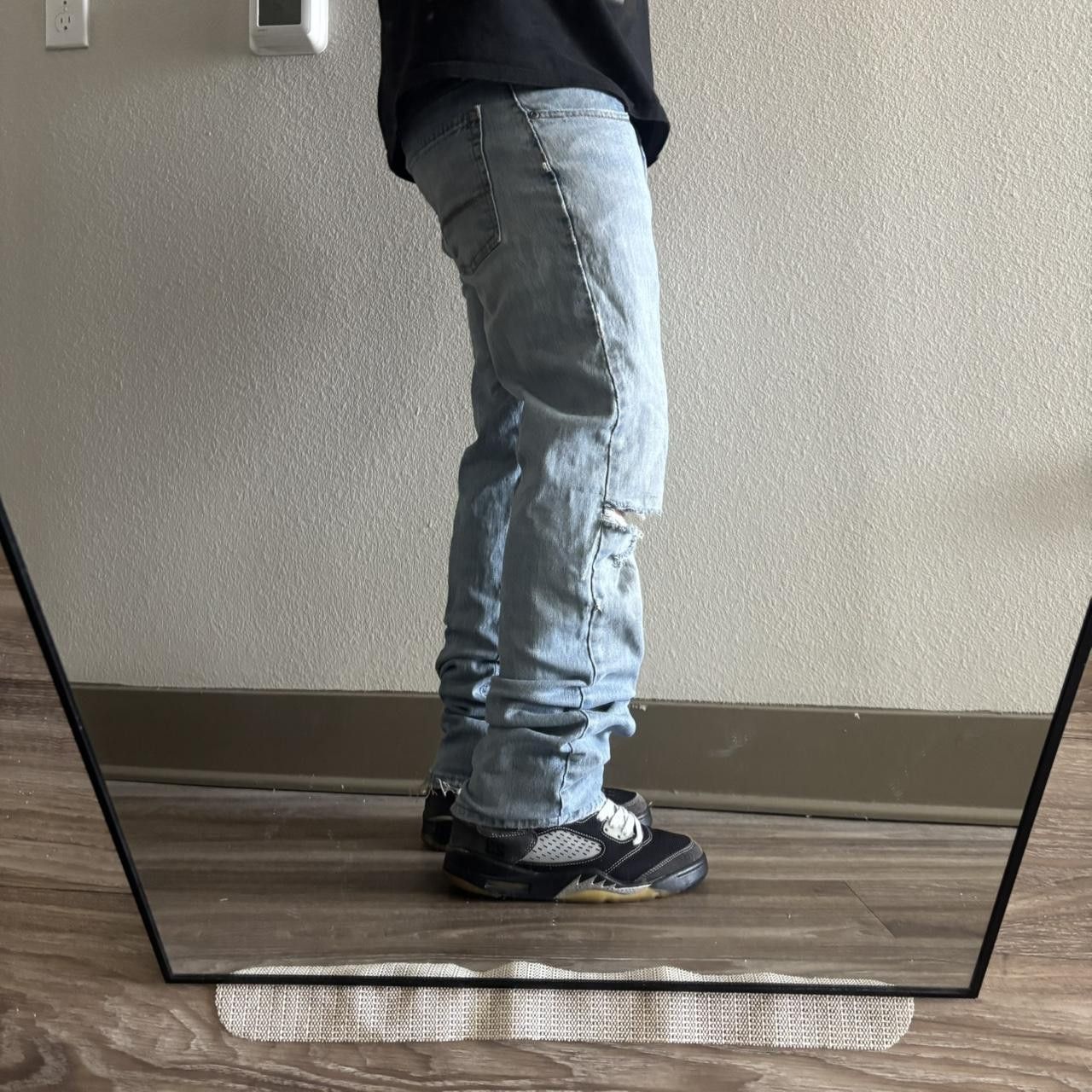 Vintage Crazy Vintage Y2K/2000s Grunge Light Wash Distressed Denim Jeans! 28x32 Size US 28 / EU 44 - 2 Thumbnail