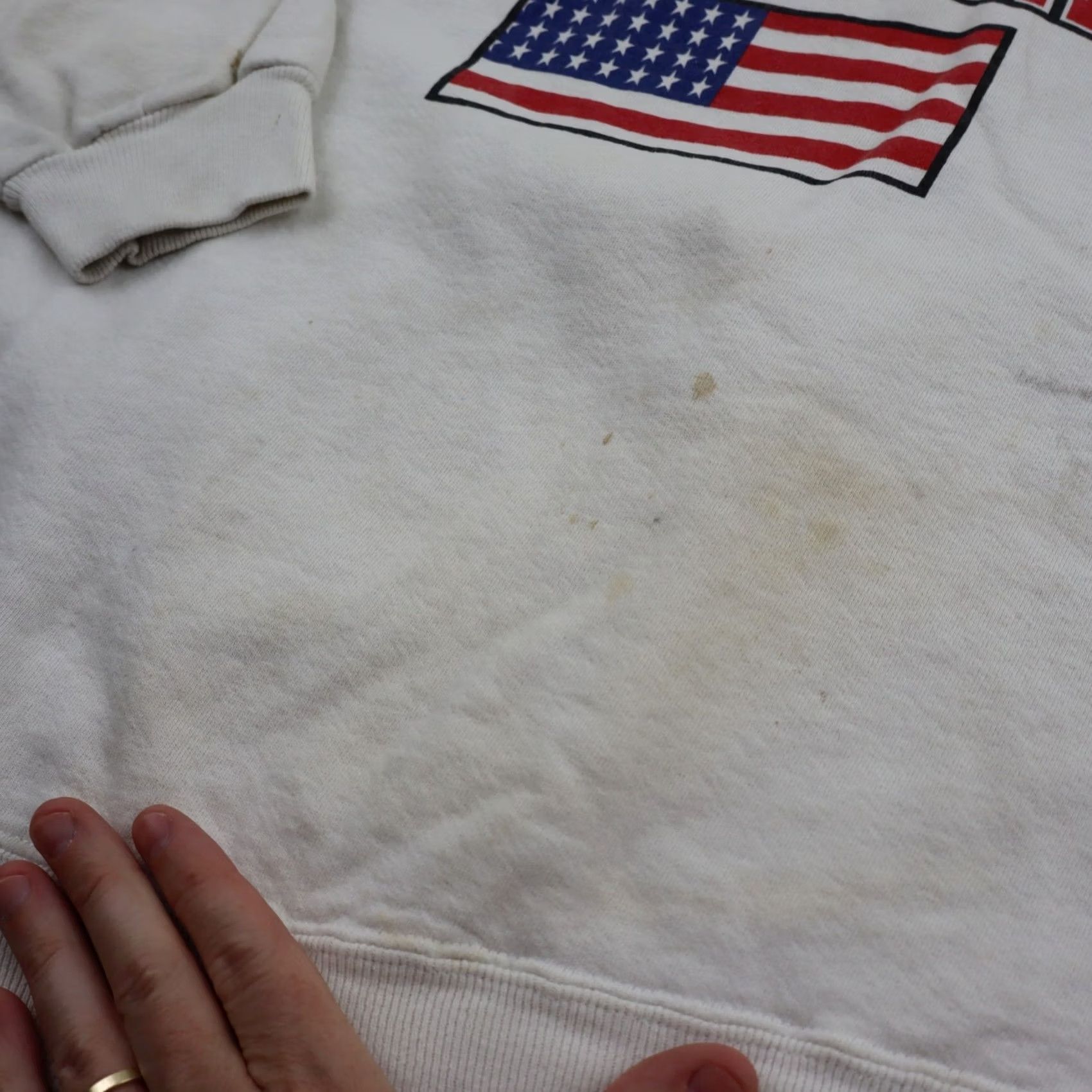 Vintage VINTAGE USTA Sweatshirt XL White USA Tennis Grunge Crewneck 90s Graphic Print Long Sleeve Pullover Men’s Regular Fit Size US XL / EU 56 / 4 - 5 Thumbnail