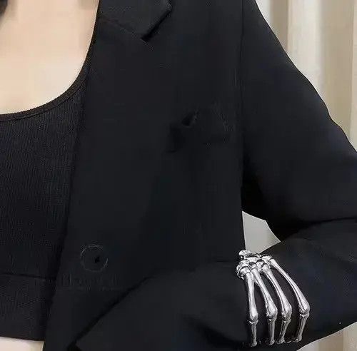 Vintage Skeleton Hand Claw Armlet Bracelet Size ONE SIZE - 2 Thumbnail