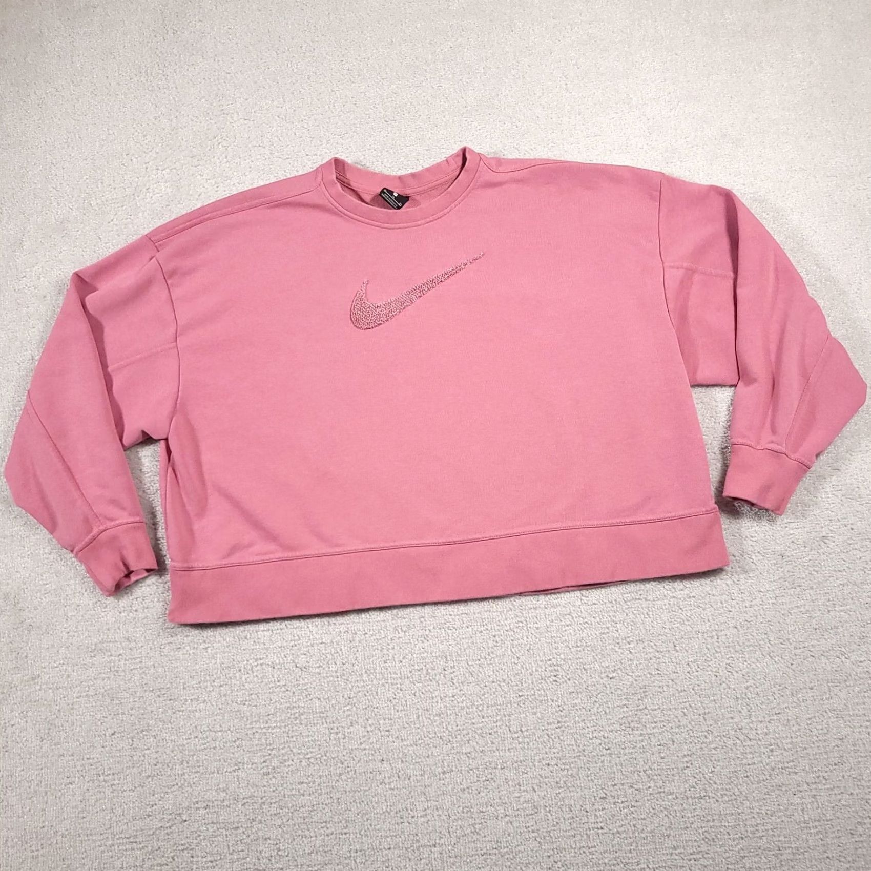 Nike Nike Get Fit Swoosh Training Crewneck Sweatshirt Oversozed Crop Women's XL Pink Size XL / US 12-14 / IT 48-50 - 2 Thumbnail