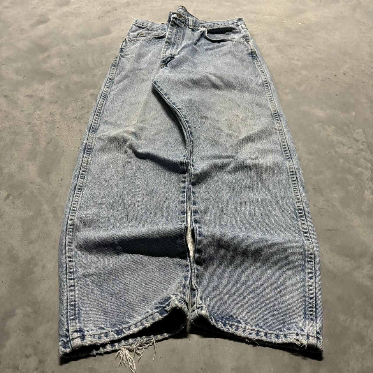 Japanese Brand × Vintage Crazy Vintage 90s Light Wash Distressed Essential Denim Jeans! Size US 35 - 3 Thumbnail
