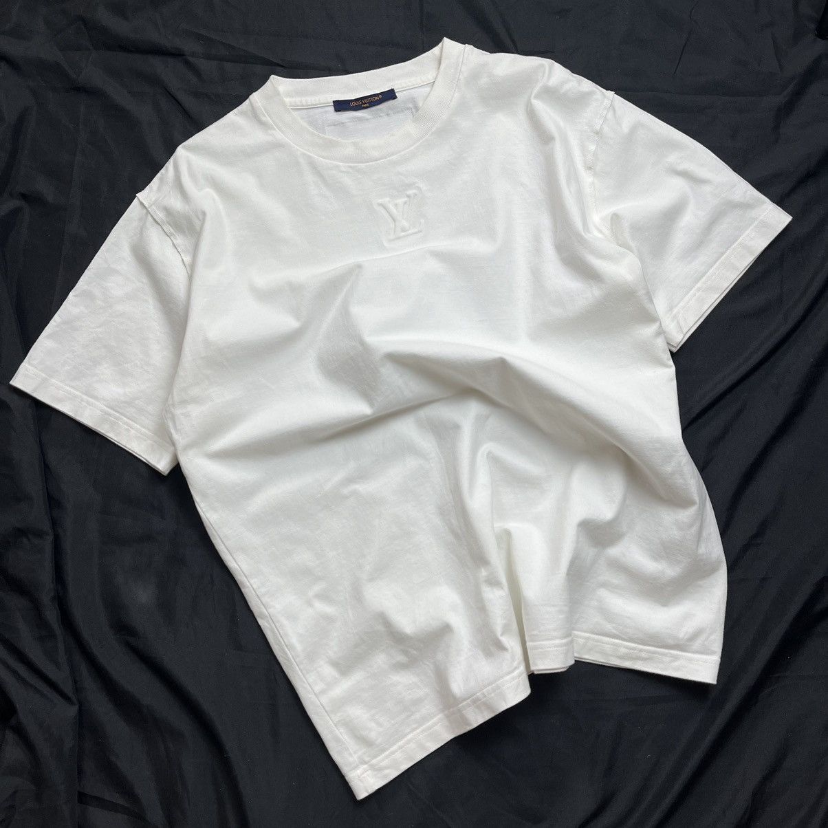 Louis Vuitton Louis Vuitton White Tee Size US L / EU 52-54 / 3 - 1 Thumbnail