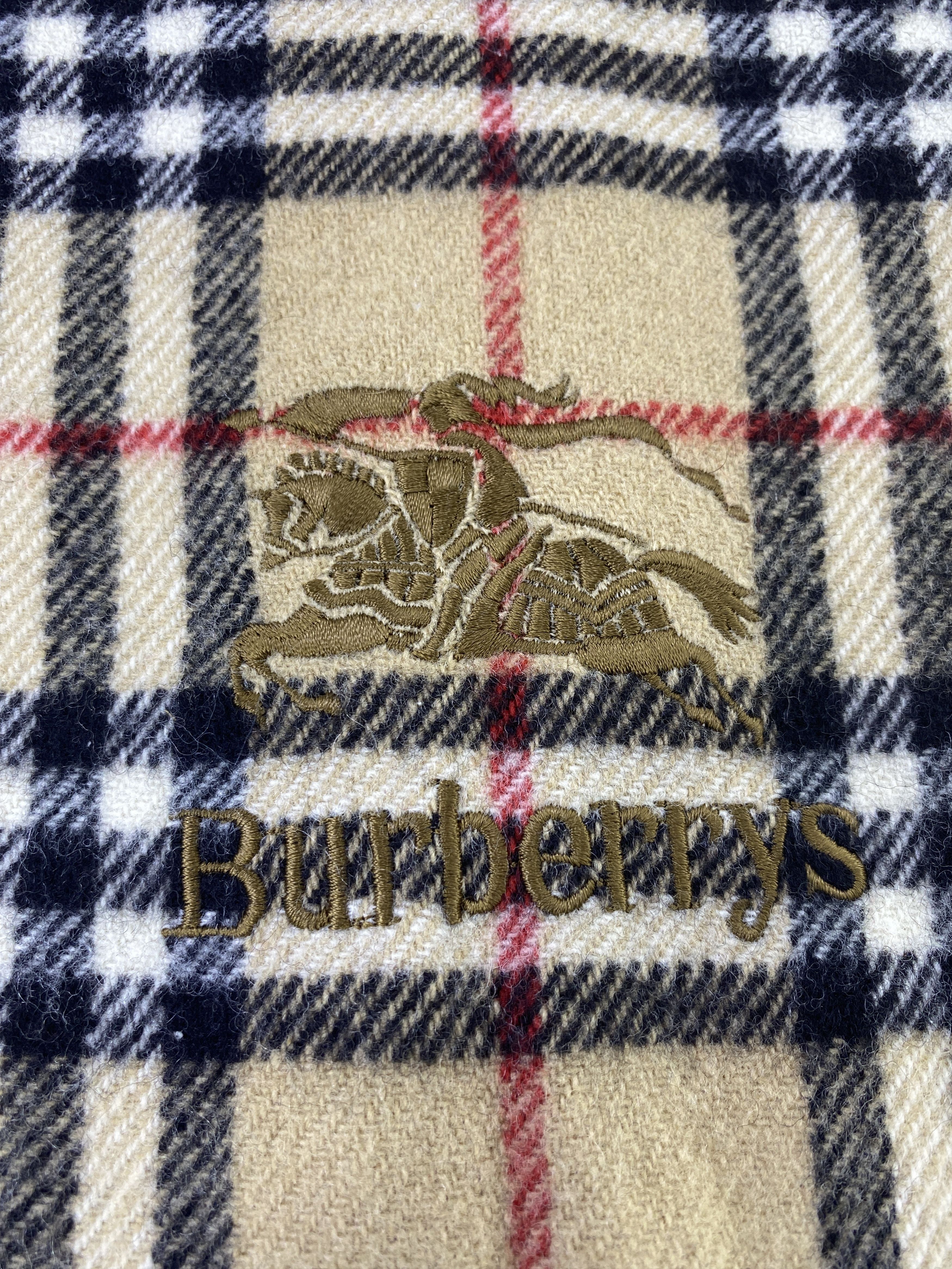 Burberry BIG SIZE BURBERRY Scarf / Muffler / Neckwear -T715 Size ONE SIZE - 3 Thumbnail