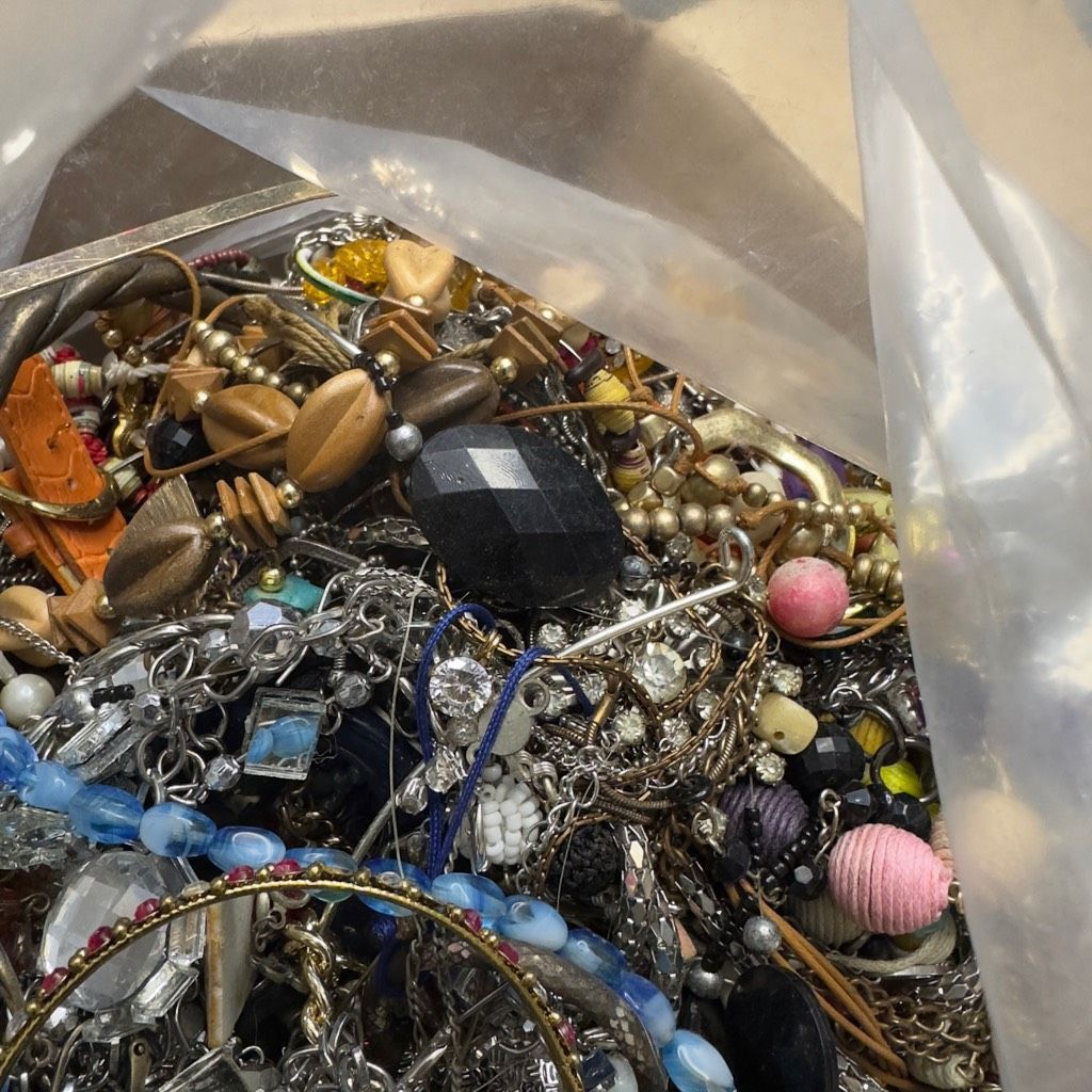 Jewelry 18 Lbs. COSTUME Vintage Modern HUGE Bulk Jewelry Lot for Cra Size ONE SIZE - 5 Thumbnail