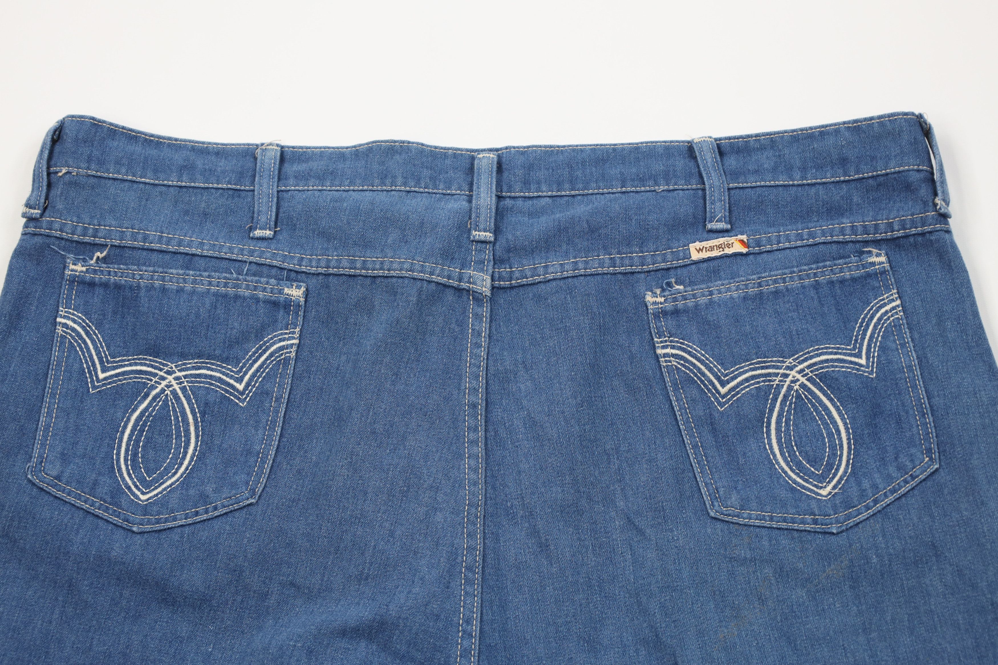 Wrangler Vintage 70s Wrangler Wide Leg Bell Bottoms Jeans Blue USA Size US 42 / EU 58 - 12 Thumbnail