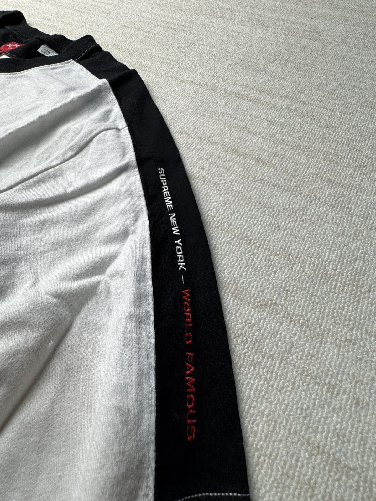 Supreme New york LS tee Size US L / EU 52-54 / 3 - 1 Thumbnail
