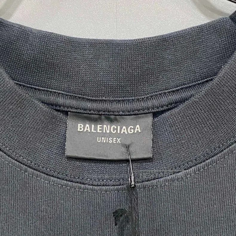 Balenciaga Balenciaga SS24 Coke Dissolved Short Sleeve. Size US XS / EU 42 / 0 - 3 Thumbnail