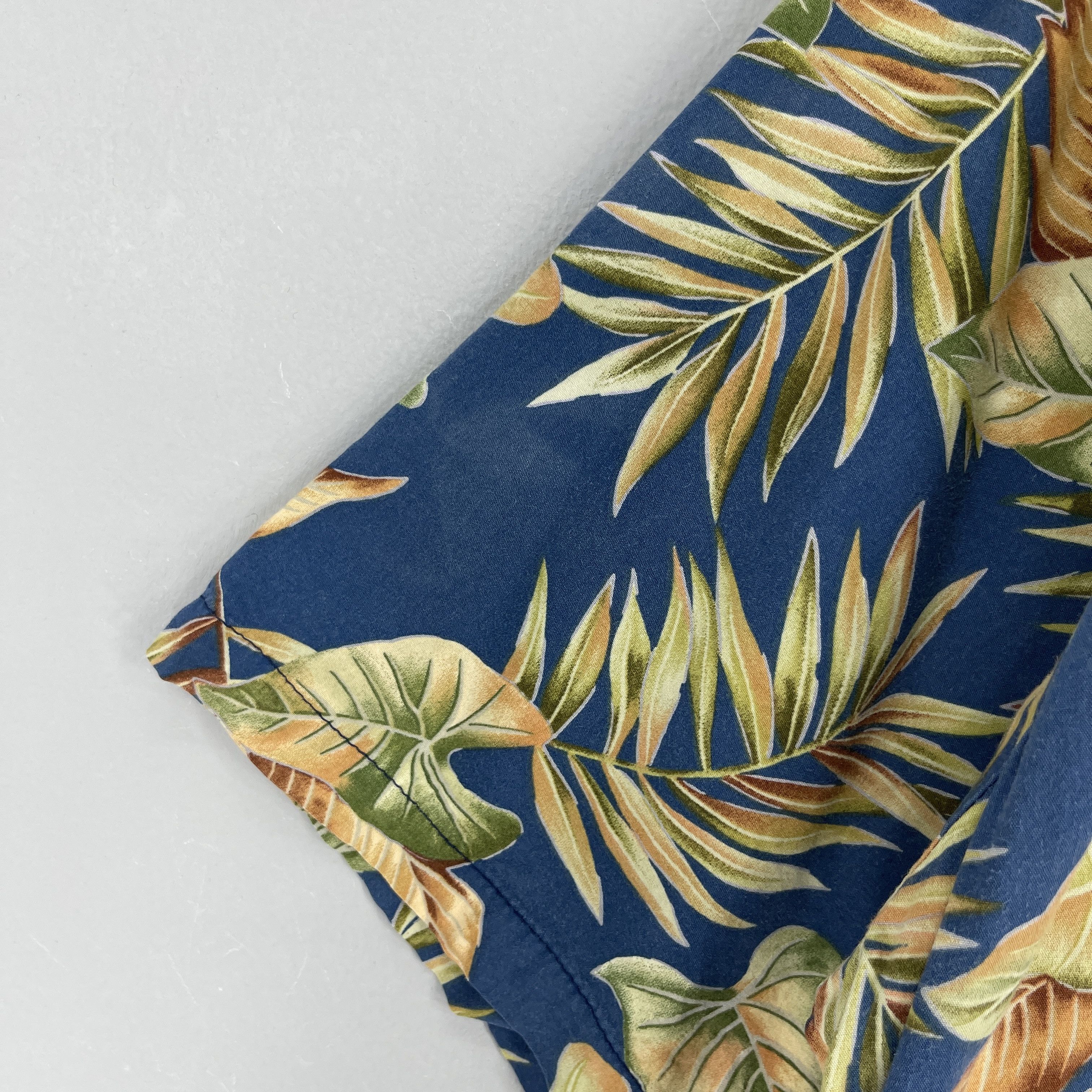 Tori Richard PAU HANA Hawaii Floral Leaves Motive Button Up Shirt Size US XL / EU 56 / 4 - 6 Thumbnail