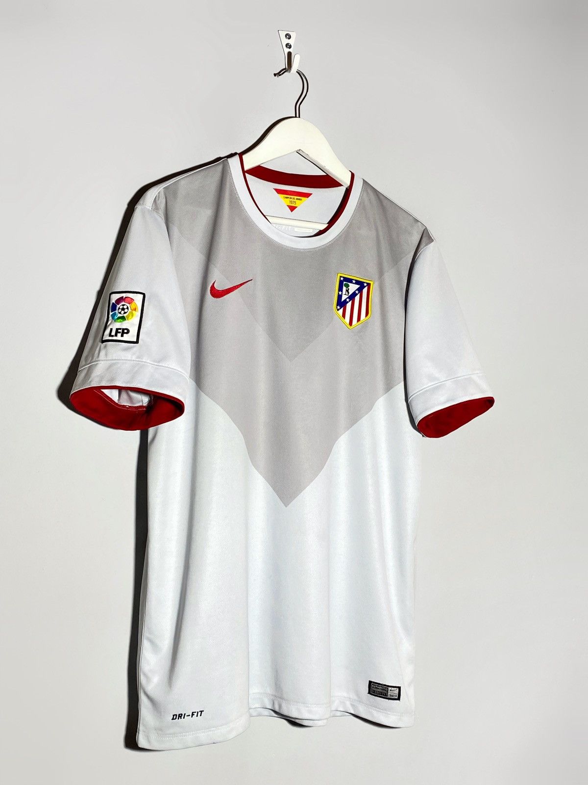 Nike Nike Atletico Madrid 2014/15 Away Football Shirt Jersey Size US L / EU 52-54 / 3 - 2 Thumbnail