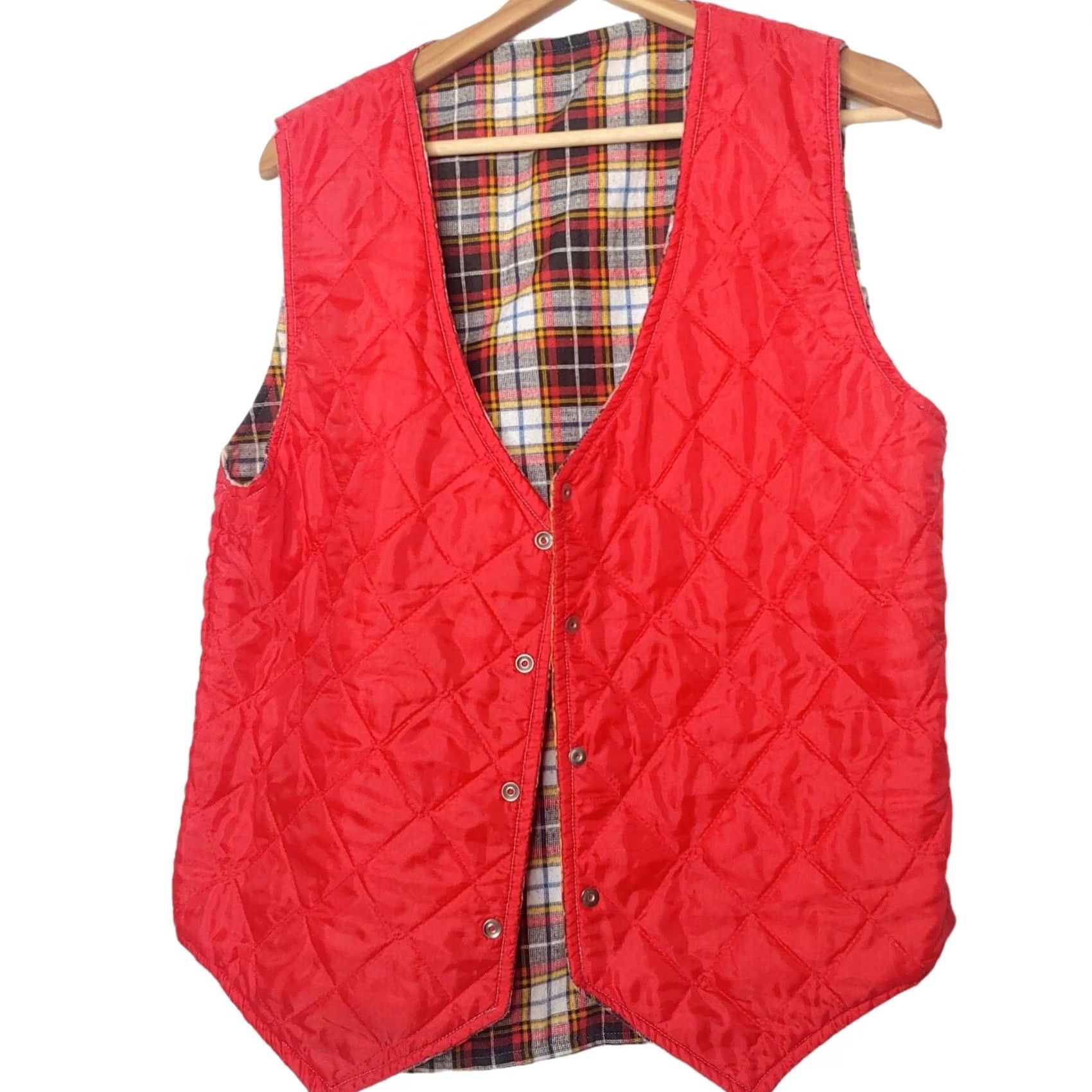 Vintage VINTAGE Klondike Vest Men M Quilted Lined White Red Plaid Pearl Snaps Western/Hipster Vest Mens 20.5" Chest Regular 26" long USA Size US M / EU 48-50 / 2 - 4 Thumbnail