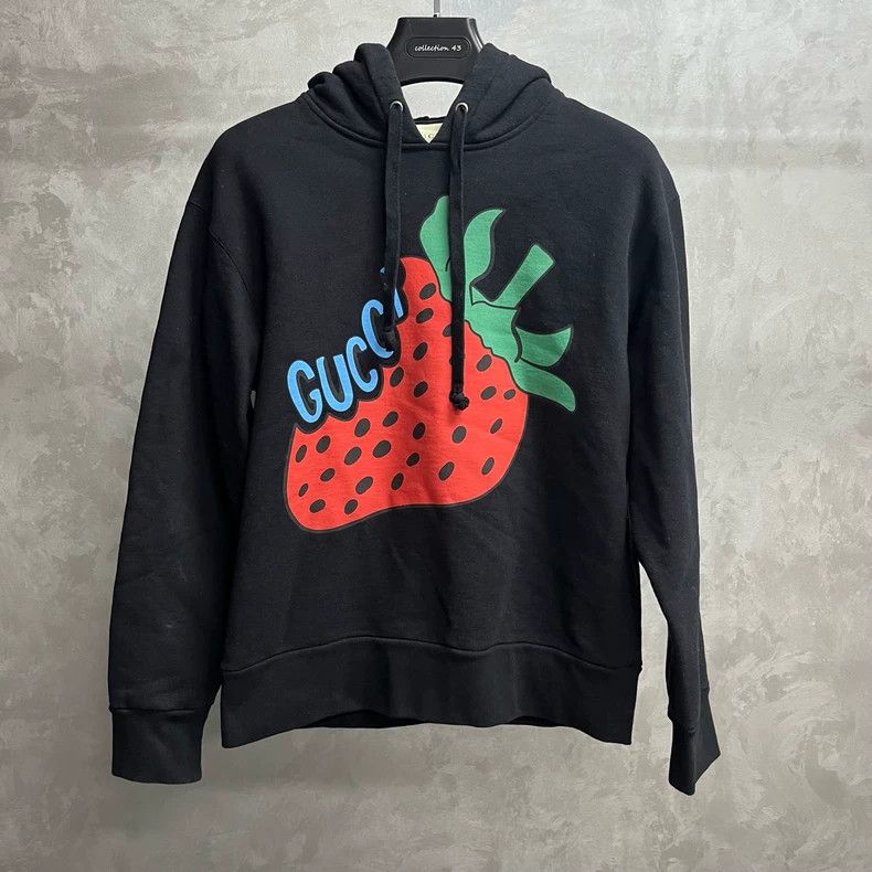 Gucci Black loose strawberry print hooded long-sleeved swea