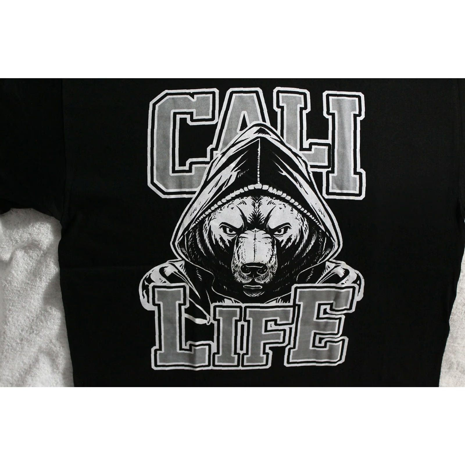 Vintage VINTAGE ALSTYLE California Graphic T-Shirt Men Large Black Bear Wearing Hoodie Short Sleeve Cotton Size US L / EU 52-54 / 3 - 2 Thumbnail