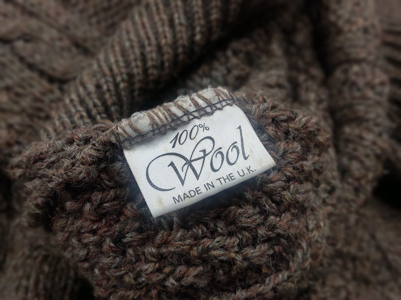Vintage 80's Peregrine cable fisherman Sweater Wool England