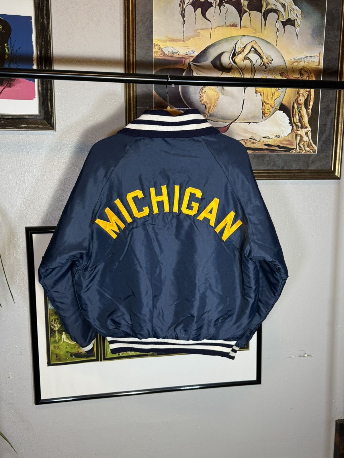 Vintage Vintage Michigan Wolverines Bomber Jacket Size US L / EU 52-54 / 3 - 2 Thumbnail