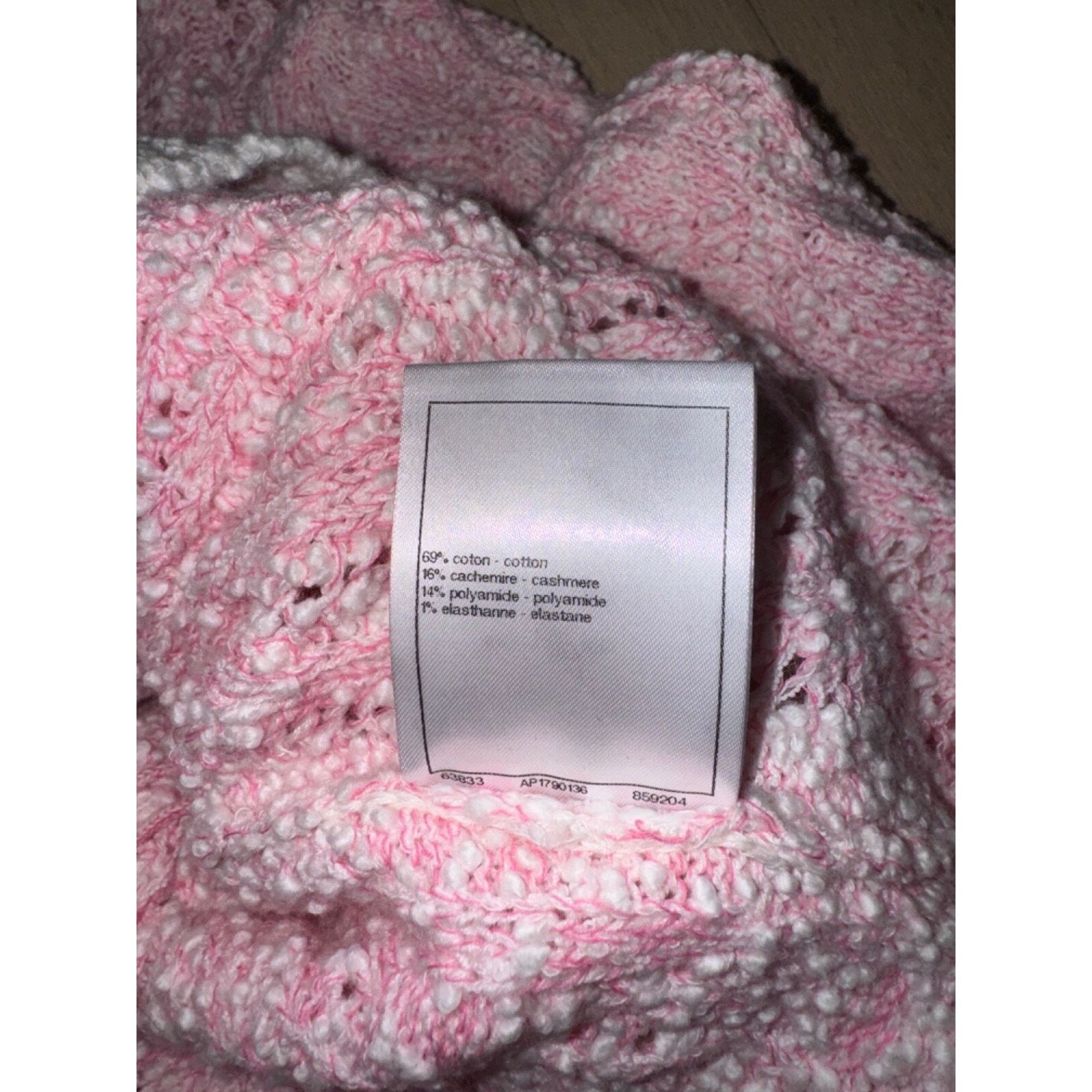 Chanel Chanel 24P Pink White Knit Boucle CC Logo Button Long Size XS / US 0-2 / IT 36-38 - 19 Thumbnail