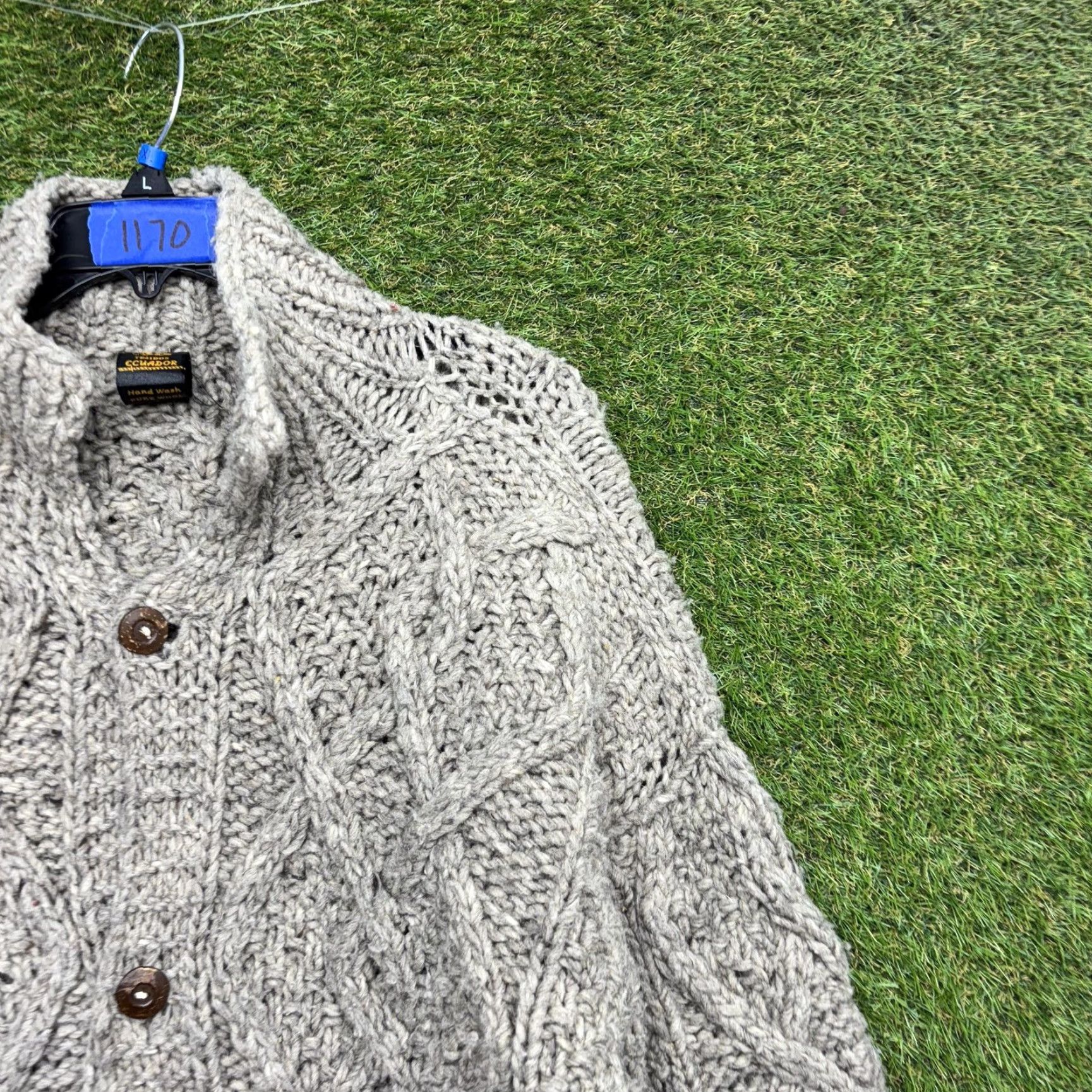 Vintage Tejidos Ecuador Wool Sweater Mens Large Gray Chunky Cable Knit Cardigan 90s Size US L / EU 52-54 / 3 - 2 Thumbnail