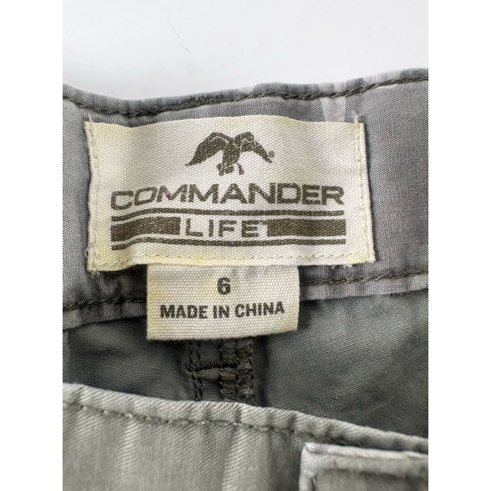 Vintage Commander Life Chino Shorts Womens Size 6 Camouflage 5-Pocket Twill Cotton Mid Rise Regular Fit Vintage? No (adjusted) Size 28" / US 6 / IT 42 - 4 Thumbnail