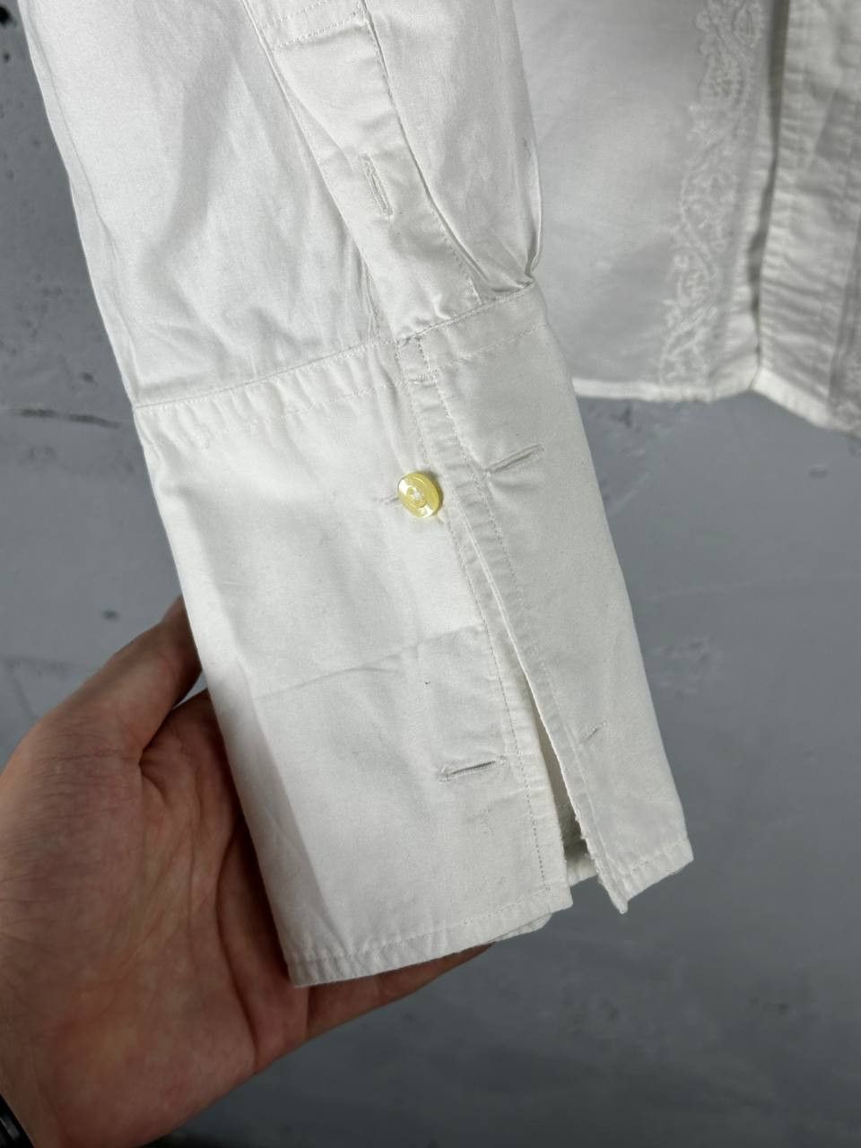 Designer × Paul Smith Vintage Paul Smith White Embroidered Designer Shirt Size US L / EU 52-54 / 3 - 7 Thumbnail