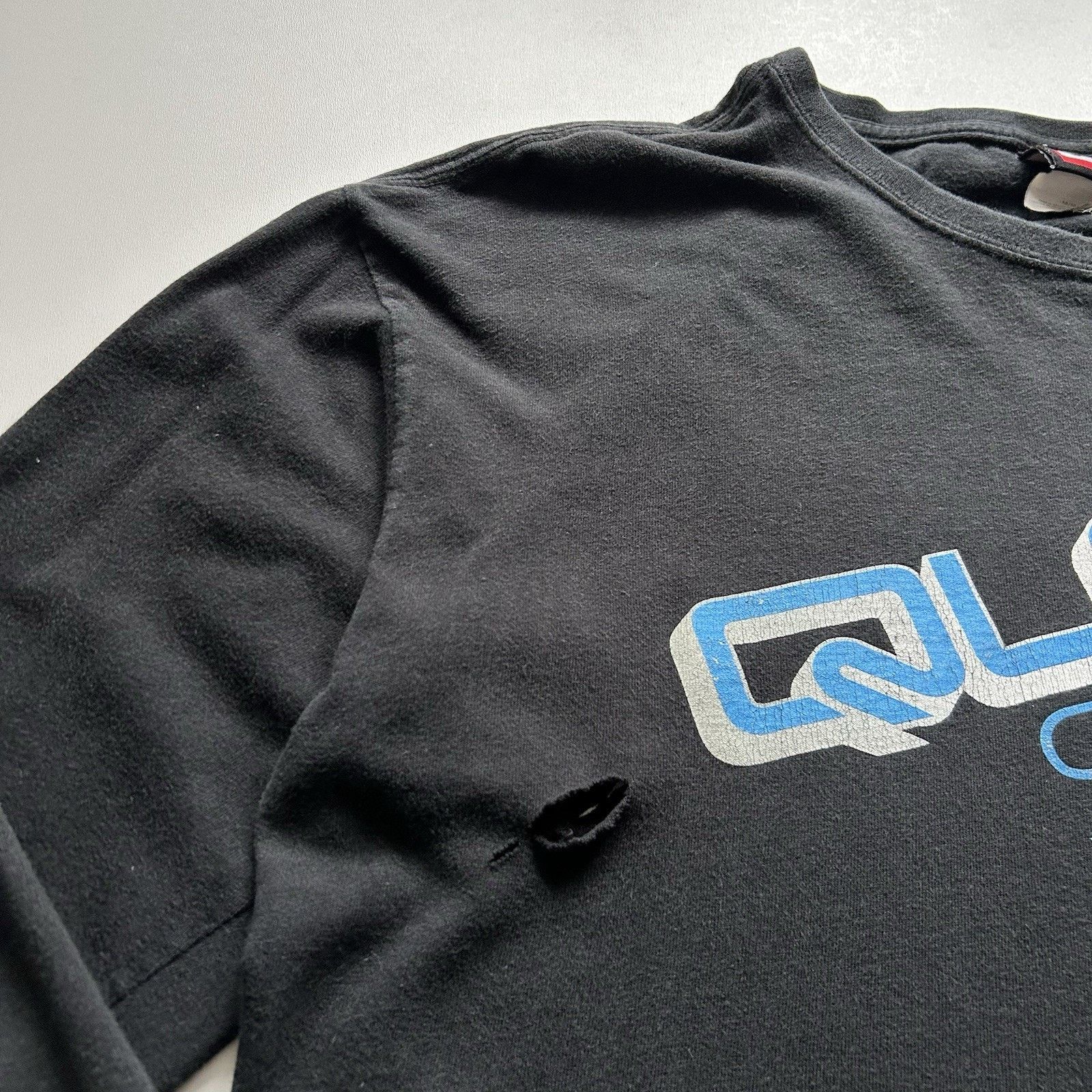 Quiksilver Vintage Quiksilver Shirt Medium Black Long Sleeve Distressed Size US M / EU 48-50 / 2 - 4 Thumbnail