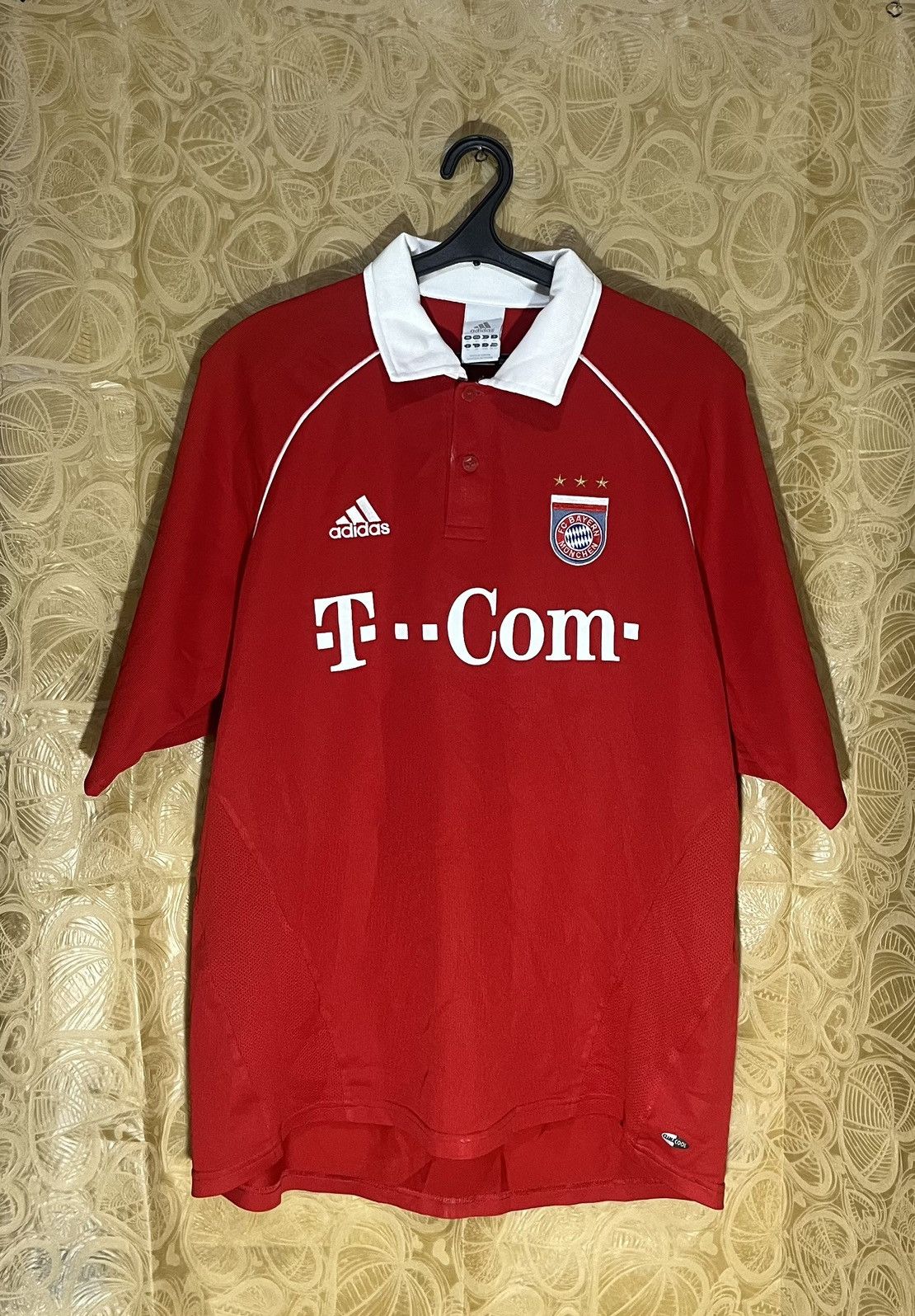 Vintage Bayern Munchen #10 Makaay 2005/2006 soccer jersey Size US XL / EU 56 / 4 - 1 Thumbnail