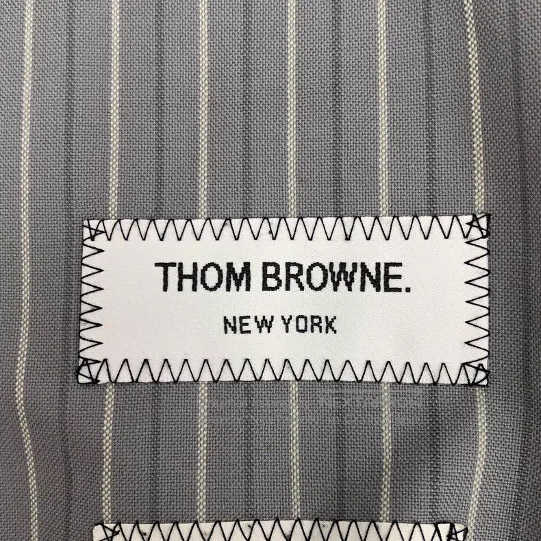 Thom Browne Thom Browne Gray and White Wool Lapel Single Breasted Long Size XS / US 0-2 / IT 36-38 - 5 Thumbnail