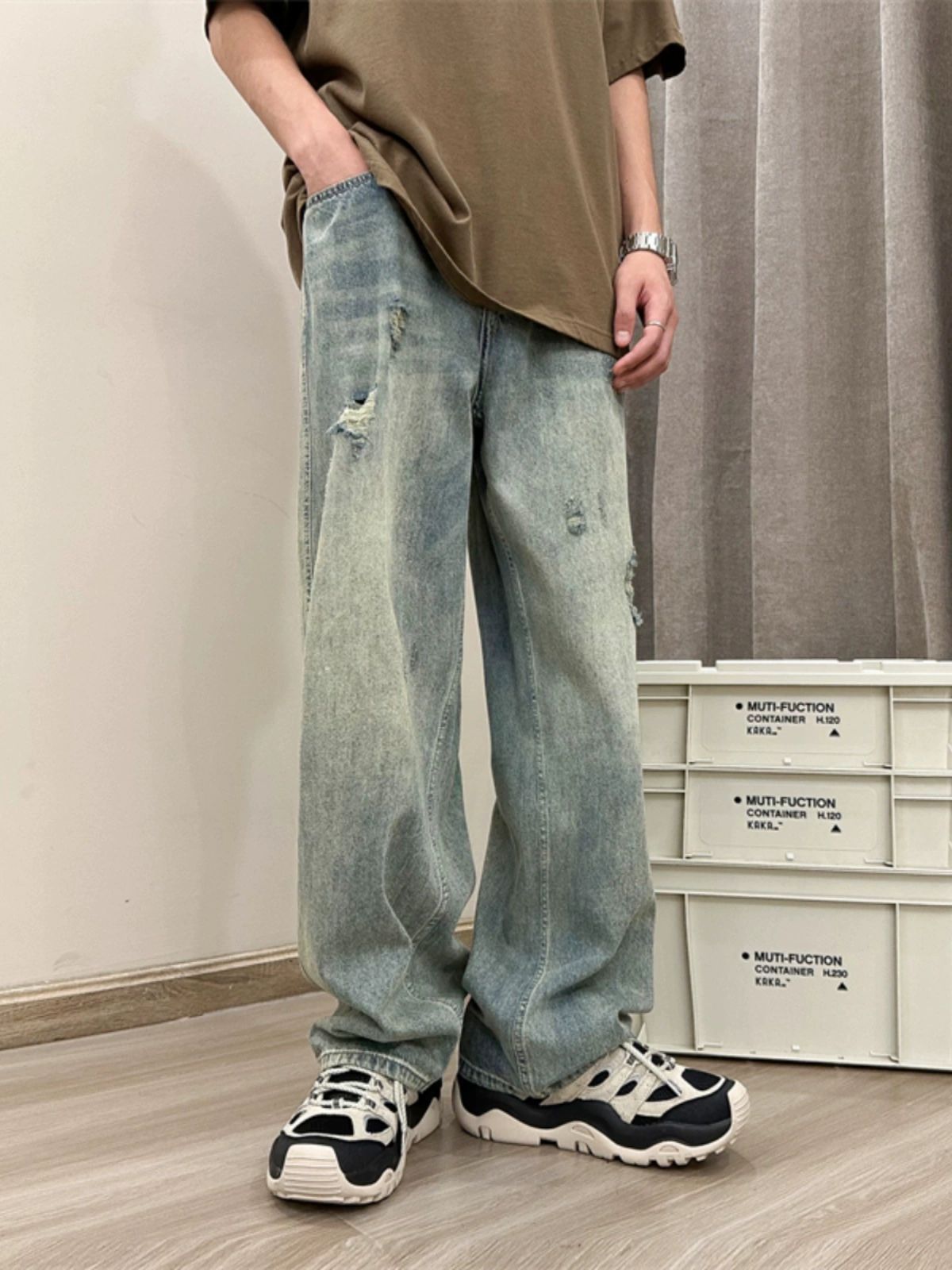 Japanese Brand Men's American retro ripped straight washed loose jeans Size US 32 / EU 48 - 1 Thumbnail