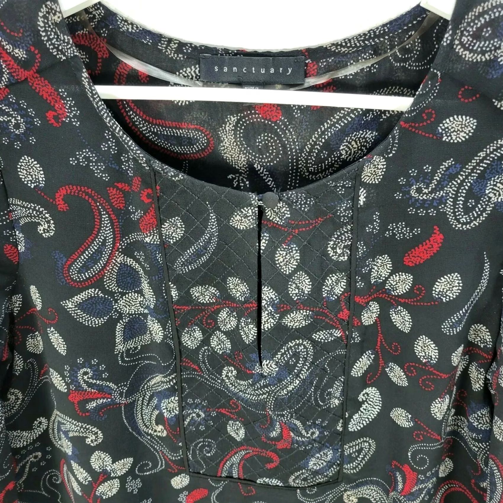 Sanctuary Sanctuary Blouse Shirt Womens Relaxed Silky Paisley Floral Black White Red Sz S Linen? Size S / US 4 / IT 40 - 4 Thumbnail