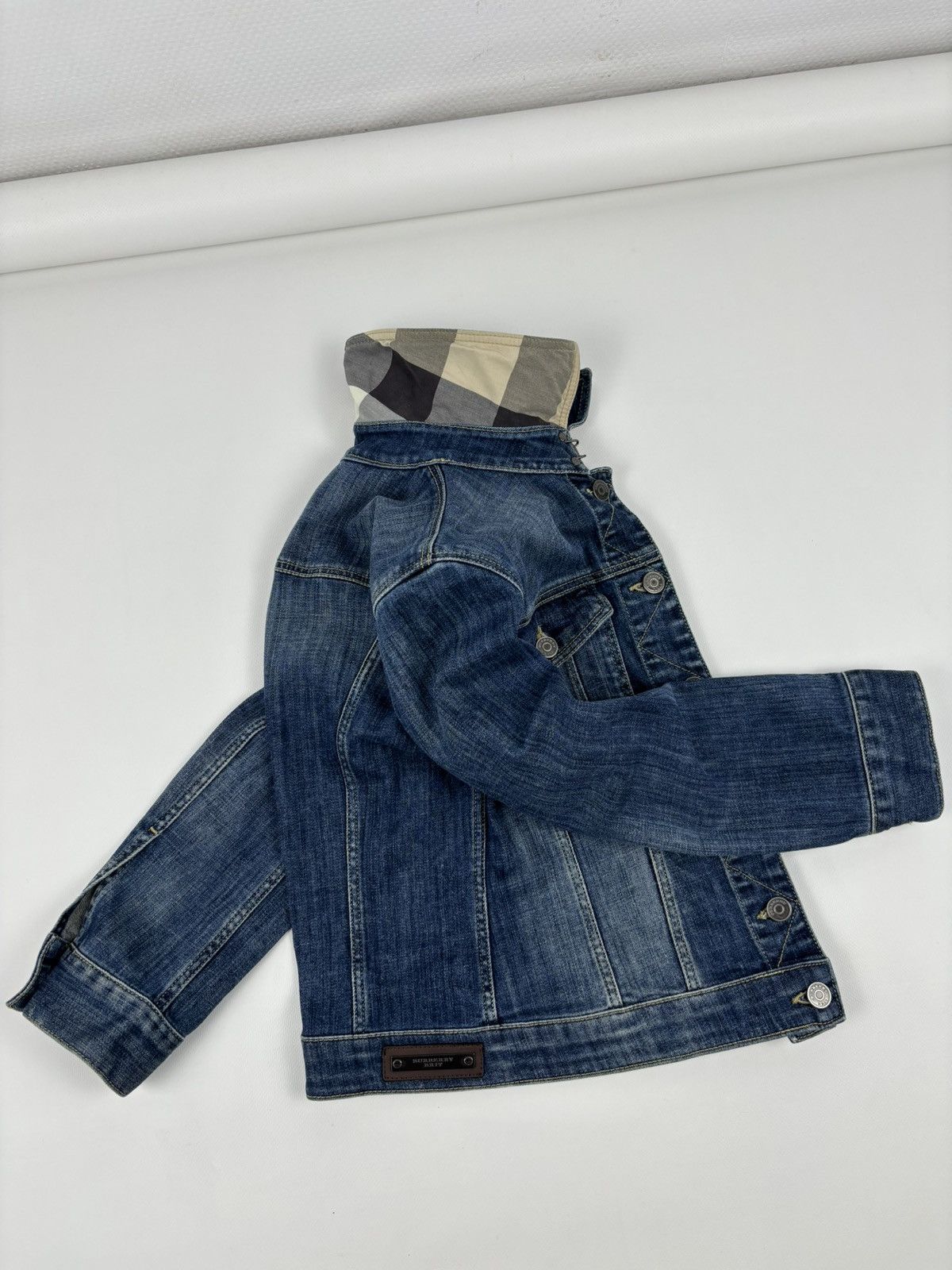 Burberry BRIT Nova Check Trim Denim Blue Trucker Buttons Jacket Jean Crop Bomber Size S / US 4 / IT 40 - 3 Thumbnail
