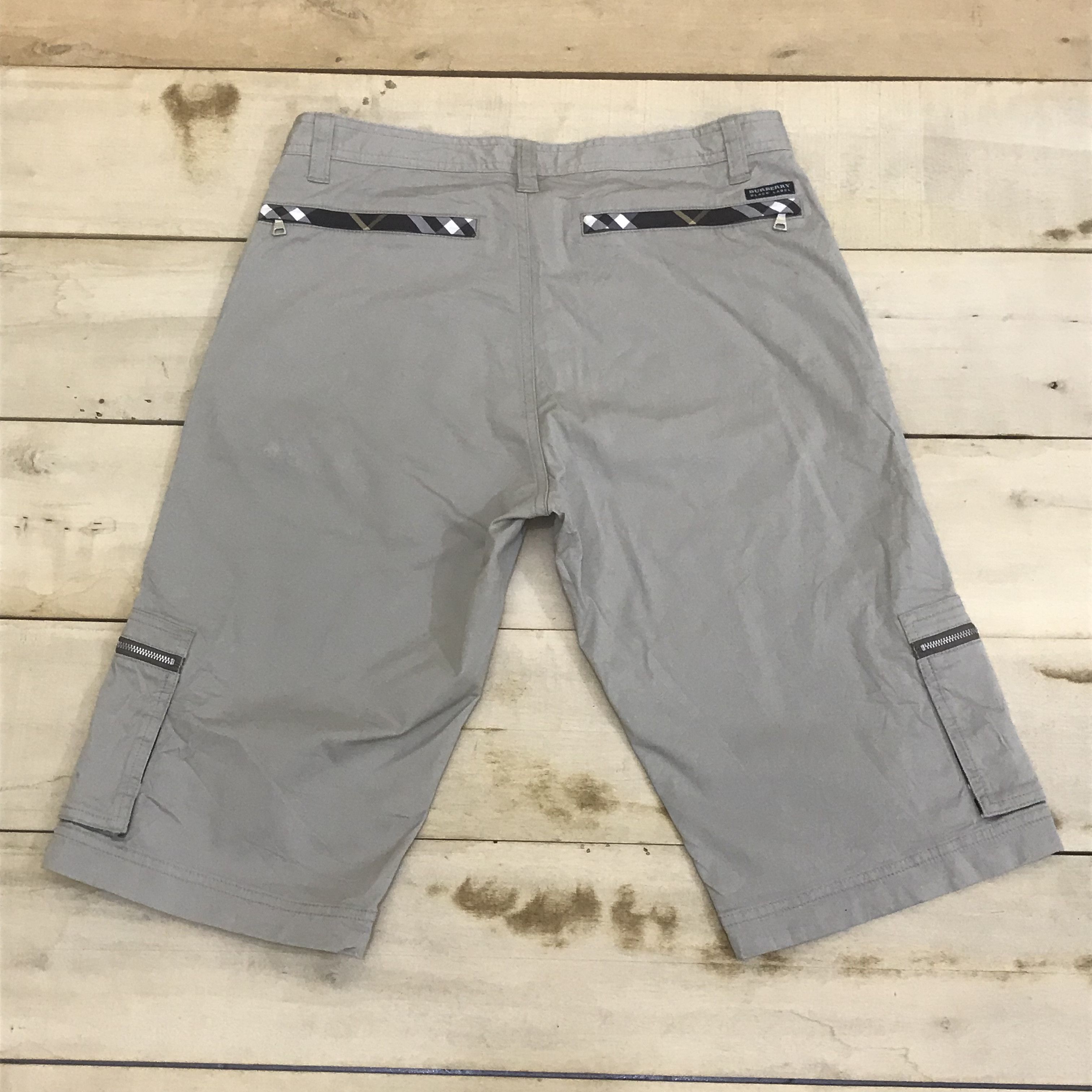 Burberry X262 BURBERRY BLACK LABEL UTILITY CARGO SHORT PANTS Size US 32 / EU 48 - 6 Thumbnail