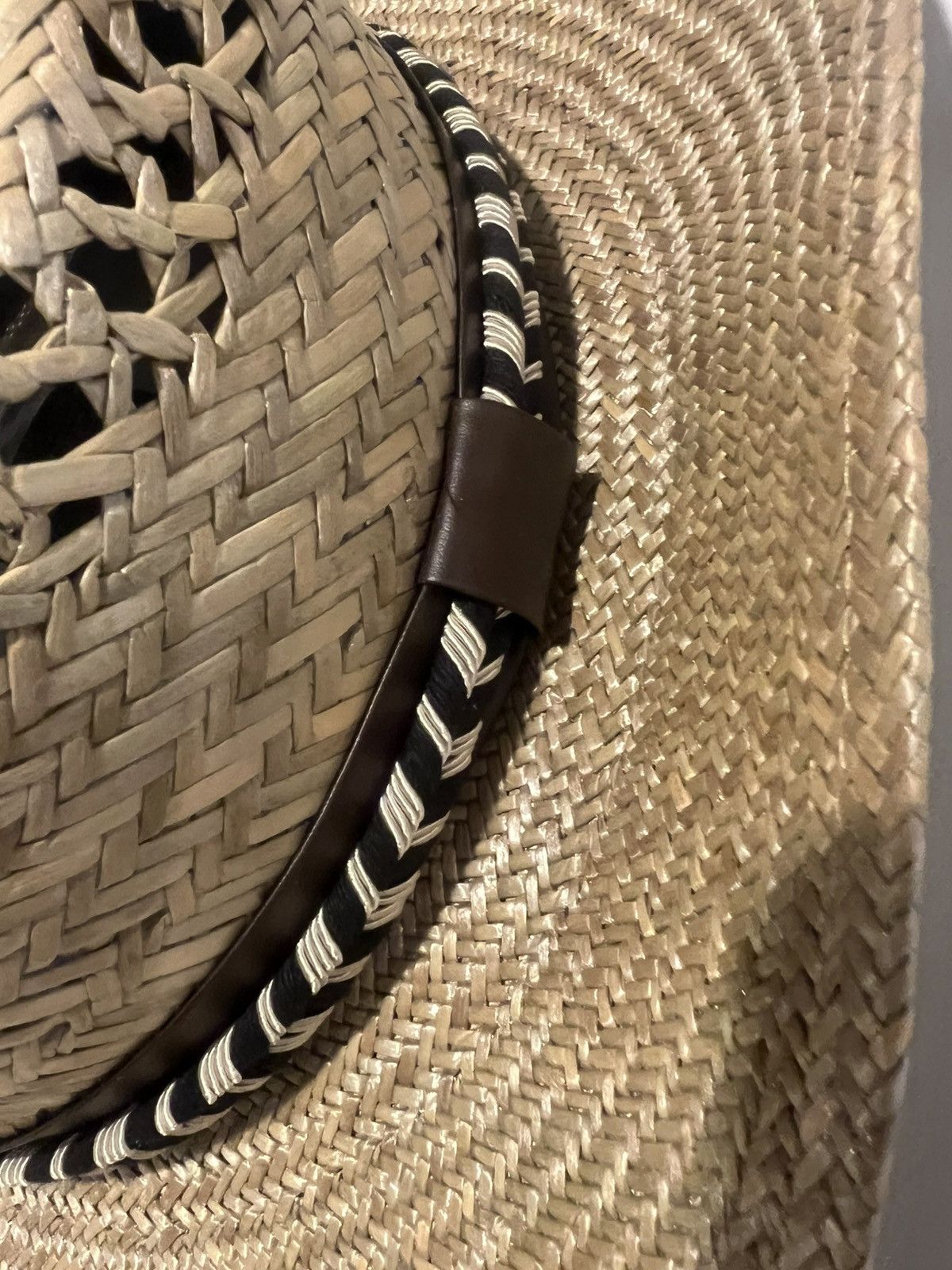 Saint Laurent Paris Saint Laurent straw hat. S. $895 Size ONE SIZE - 2 Thumbnail