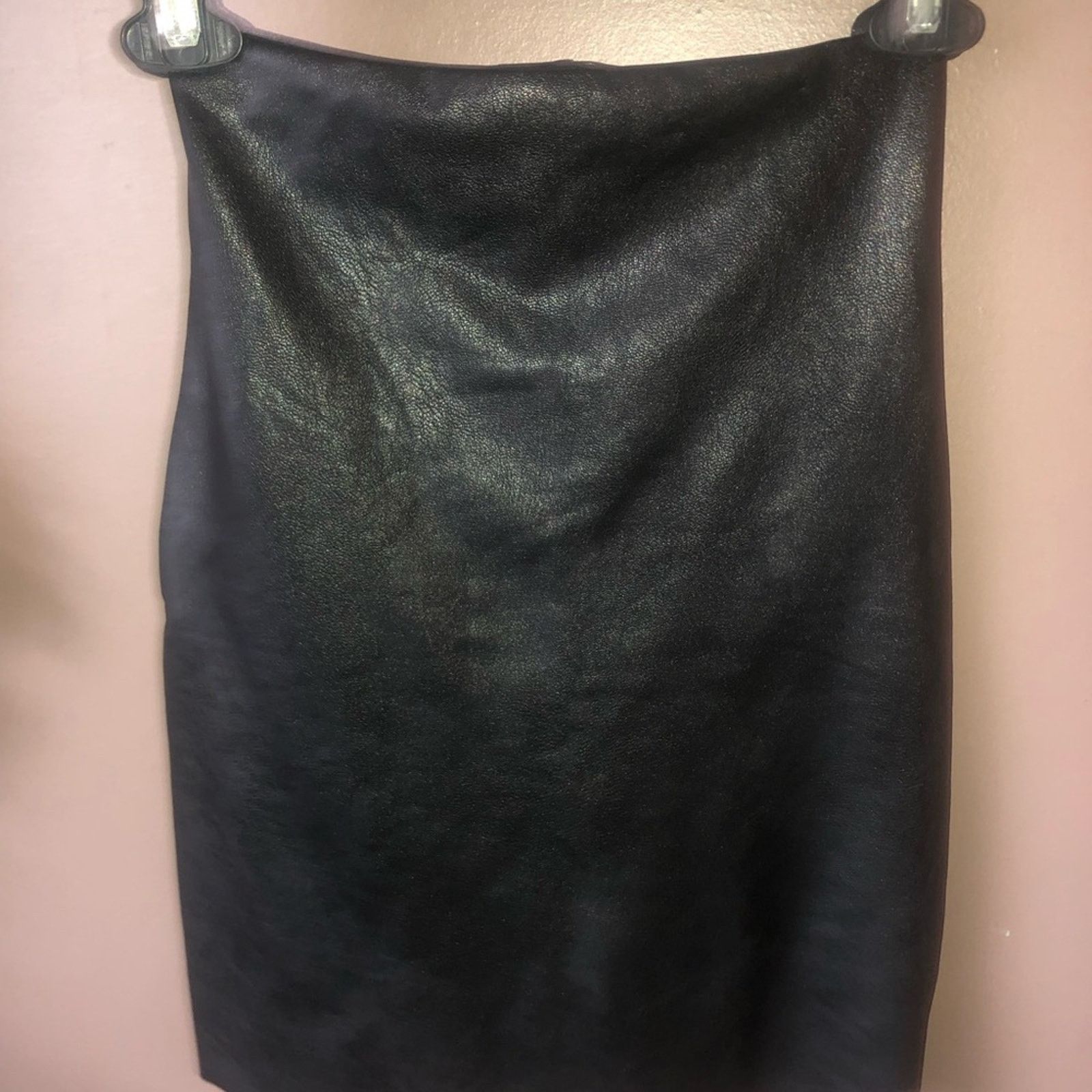 Commando Leather skirt with built in body shaper shorts. Size 27" / US 4 / IT 40 - 6 Thumbnail
