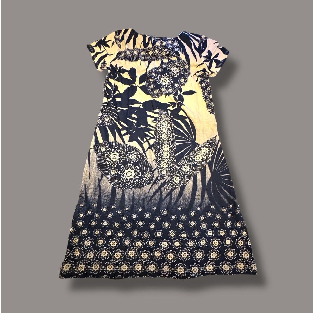 Lucky Brand Lucky Brand Tropical Print Navy Cream T-Shirt Dress Size S Size S / US 4 / IT 40 - 7 Thumbnail