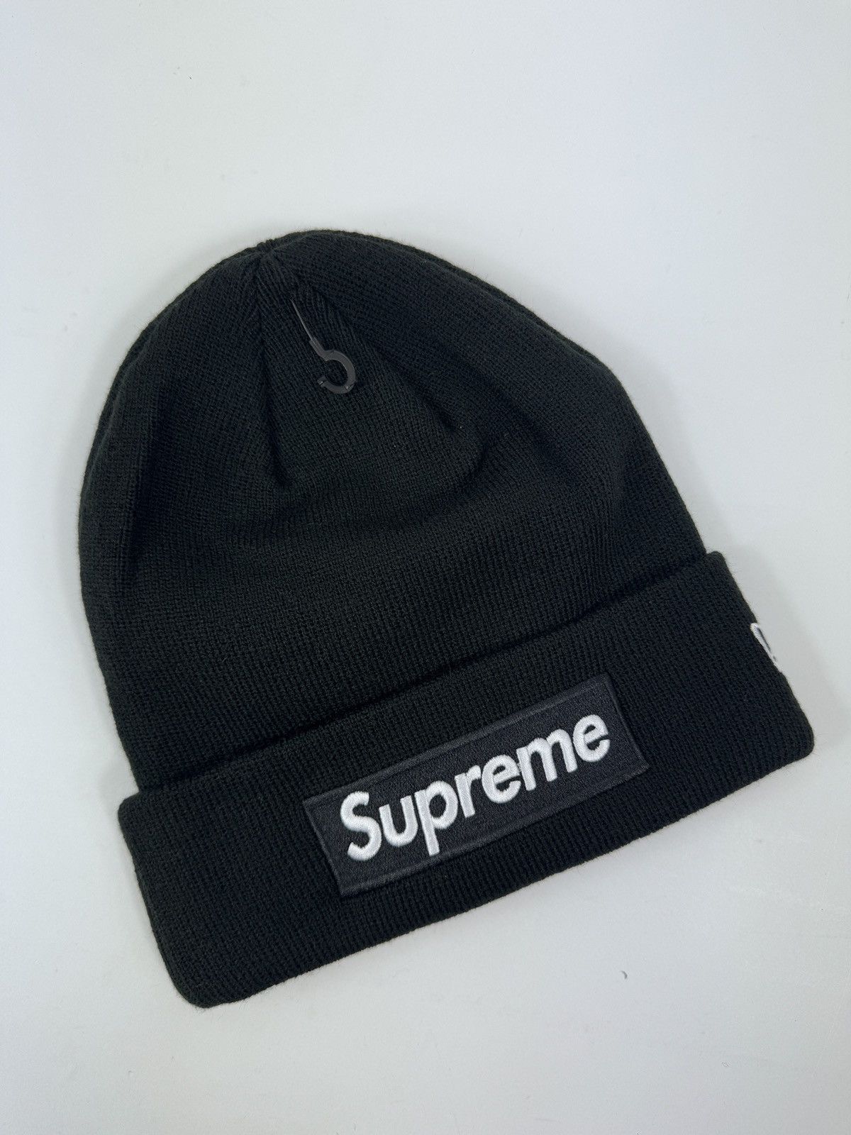New Era × Supreme BLACK BOX LOGO BEANIE Size ONE SIZE - 1 Thumbnail