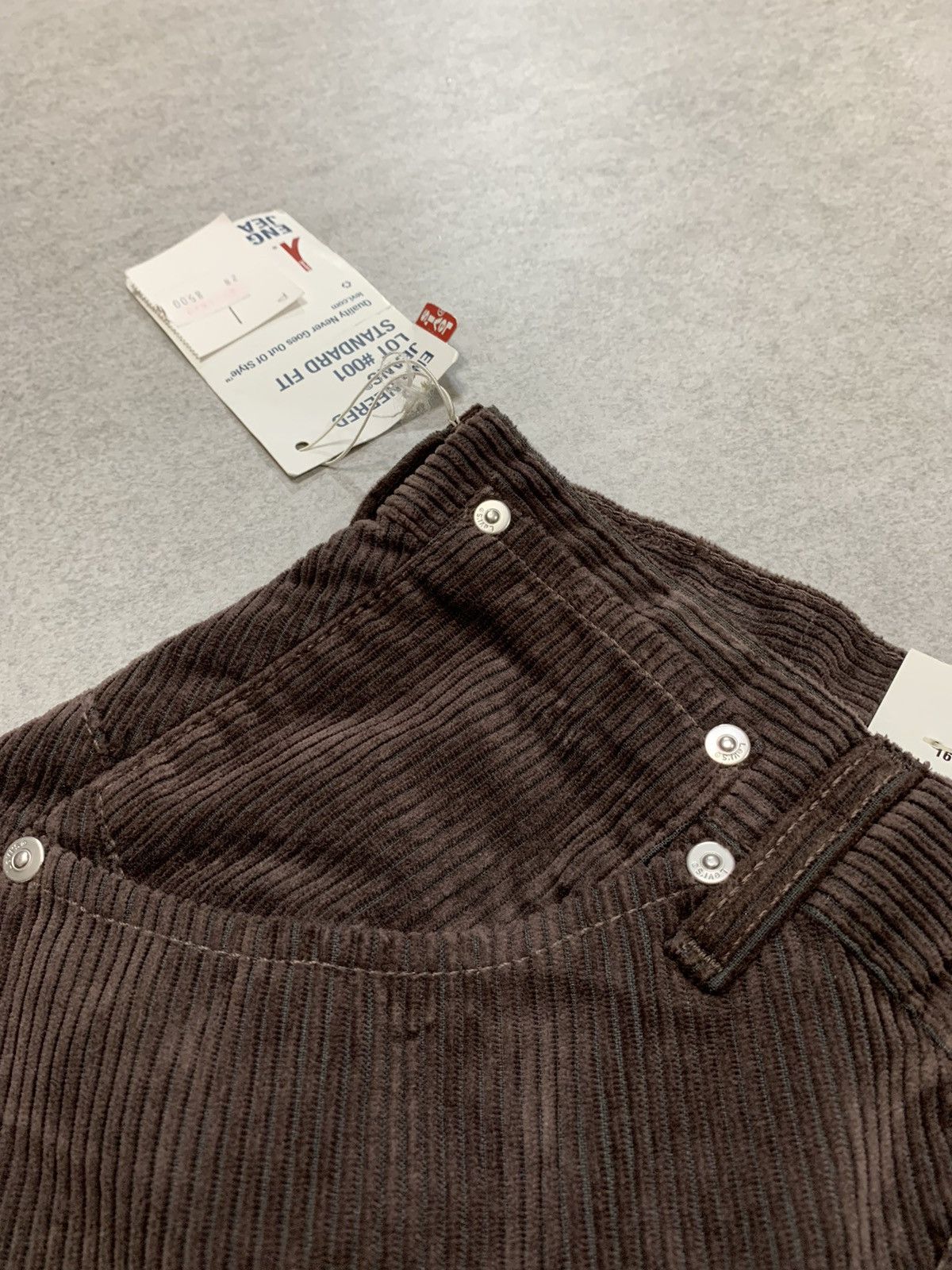 Levi's Vintage Clothing Y2k 00s vintage Deadstock Brown corduroy Levi denim trousers Size US 28 / EU 44 - 3 Thumbnail