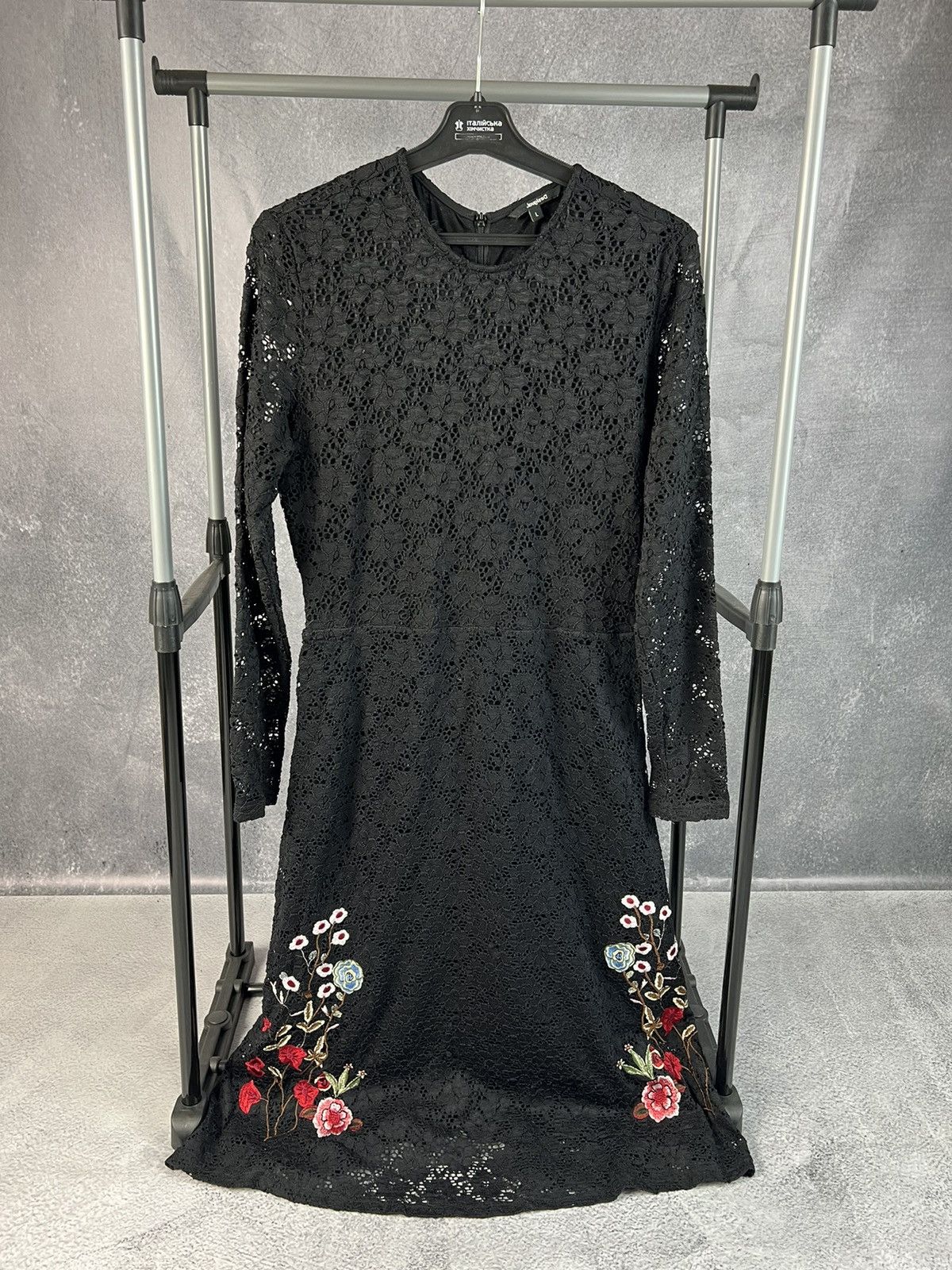 Desigual Desigual luxury streetwear ladies dress Size L / US 10 / IT 46 - 1 Thumbnail