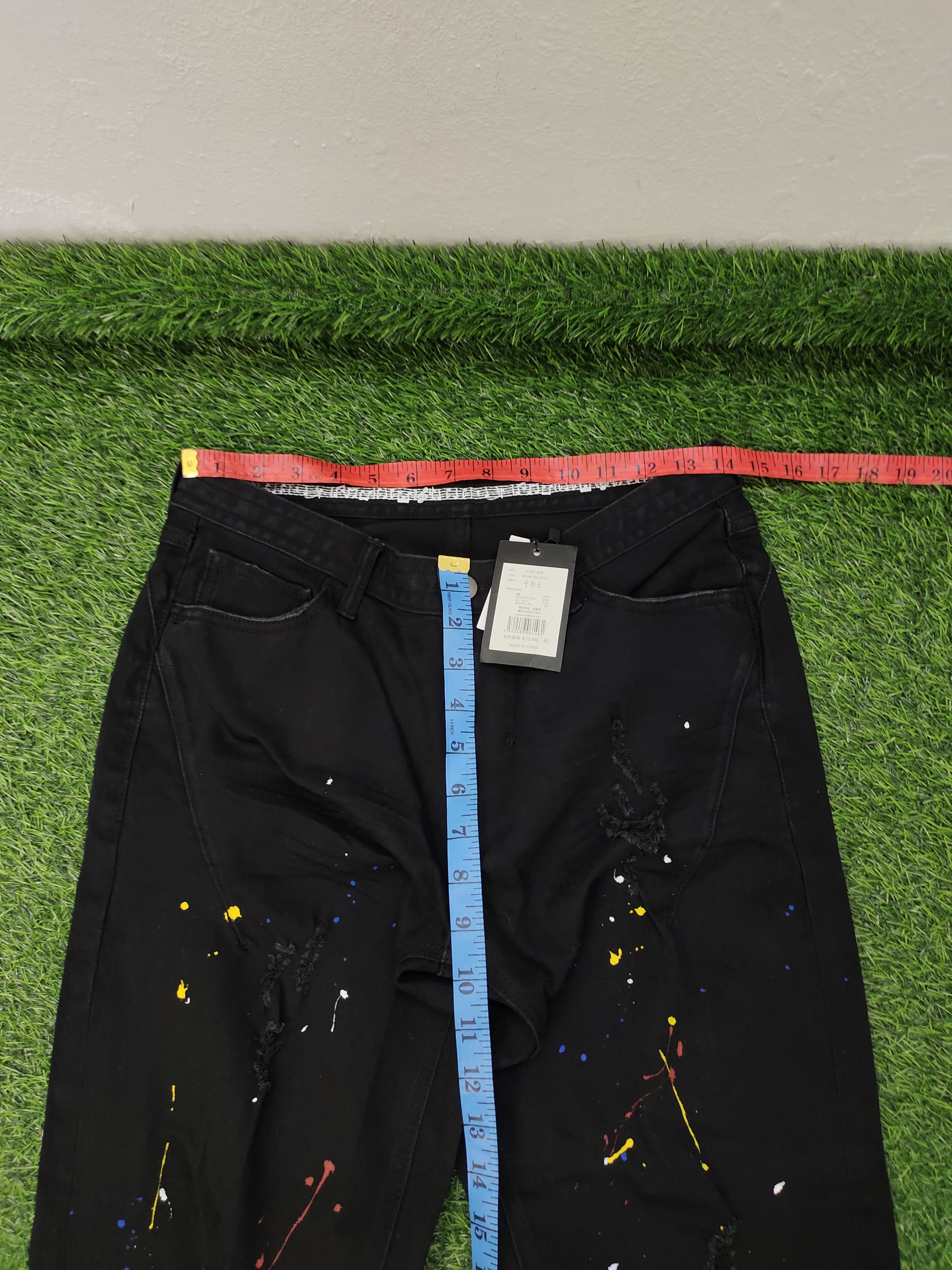 Number (N)ine Number (N)ine Painted Distress Denim Pants Size US 29 - 18 Thumbnail