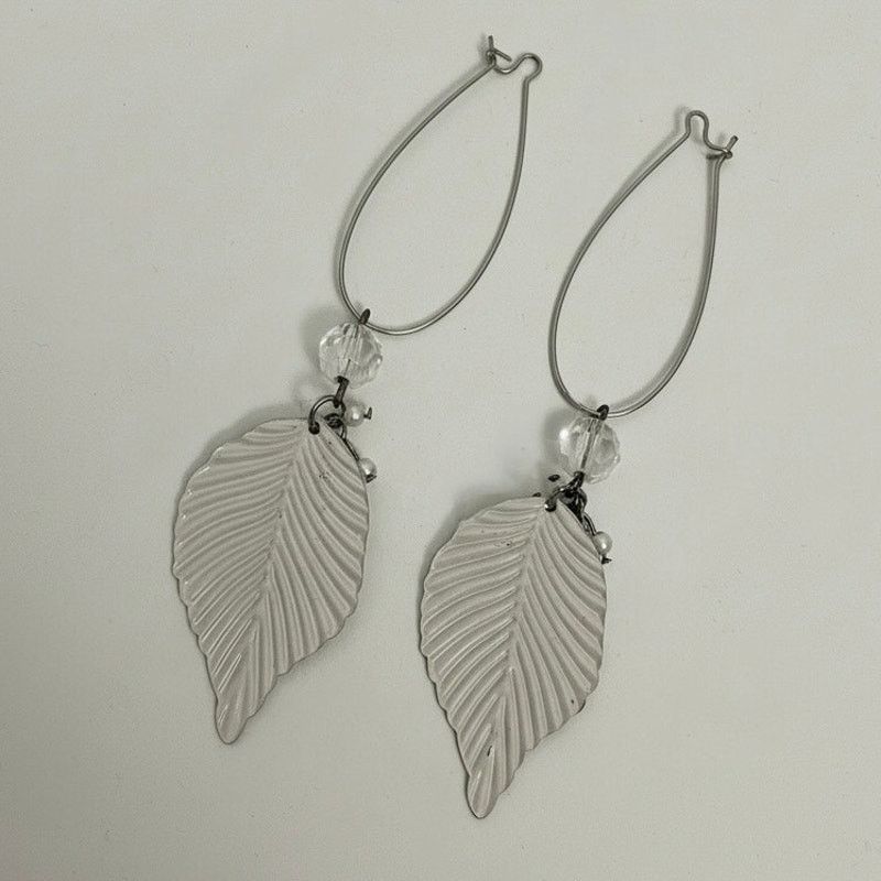 Other Silver Leaf Pendant Beaded Dangle Statement Earrings Size ONE SIZE - 4 Thumbnail