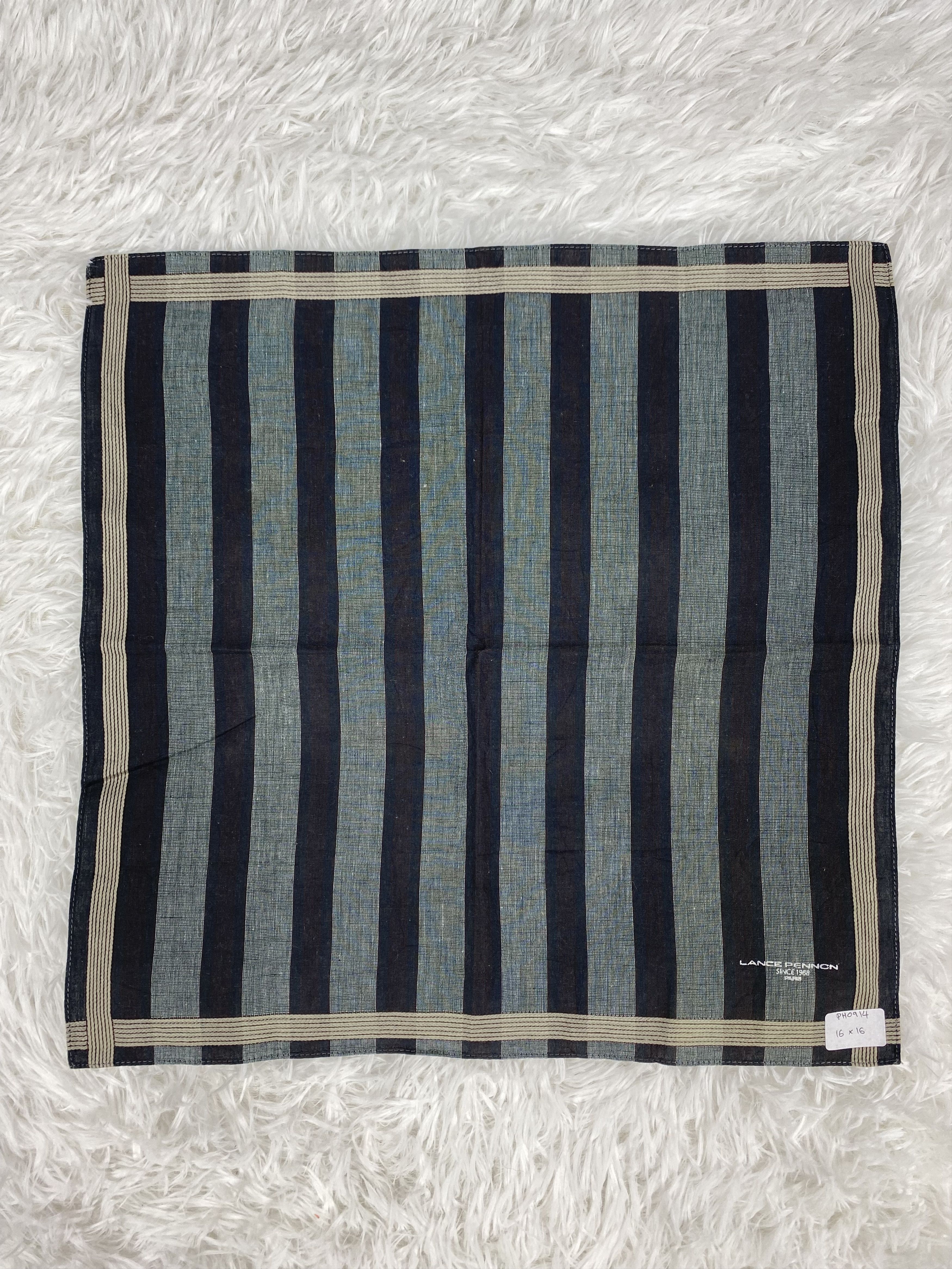 Designer × Vintage Vintage Lance Pennon Handkerchief Neckerchief PH0914 Size ONE SIZE - 3 Thumbnail