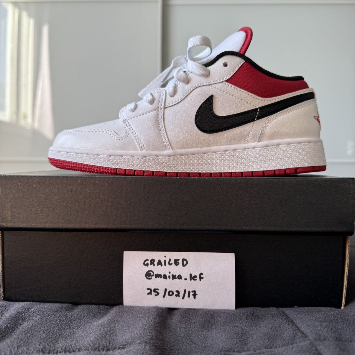 Jordan Brand × Nike Air Jordan 1 Low “White Gym Red” GS Size US 5 / EU 37 - 11 Thumbnail
