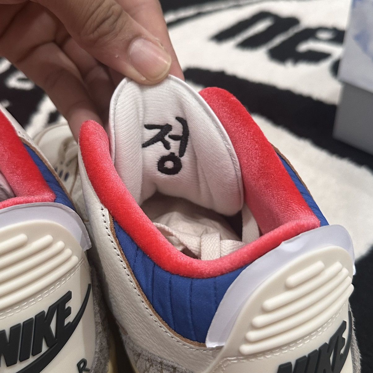 Jordan Brand Air Jordan 3 Retro Seoul 2.0 Size US 9.5 / EU 42-43 - 10 Thumbnail